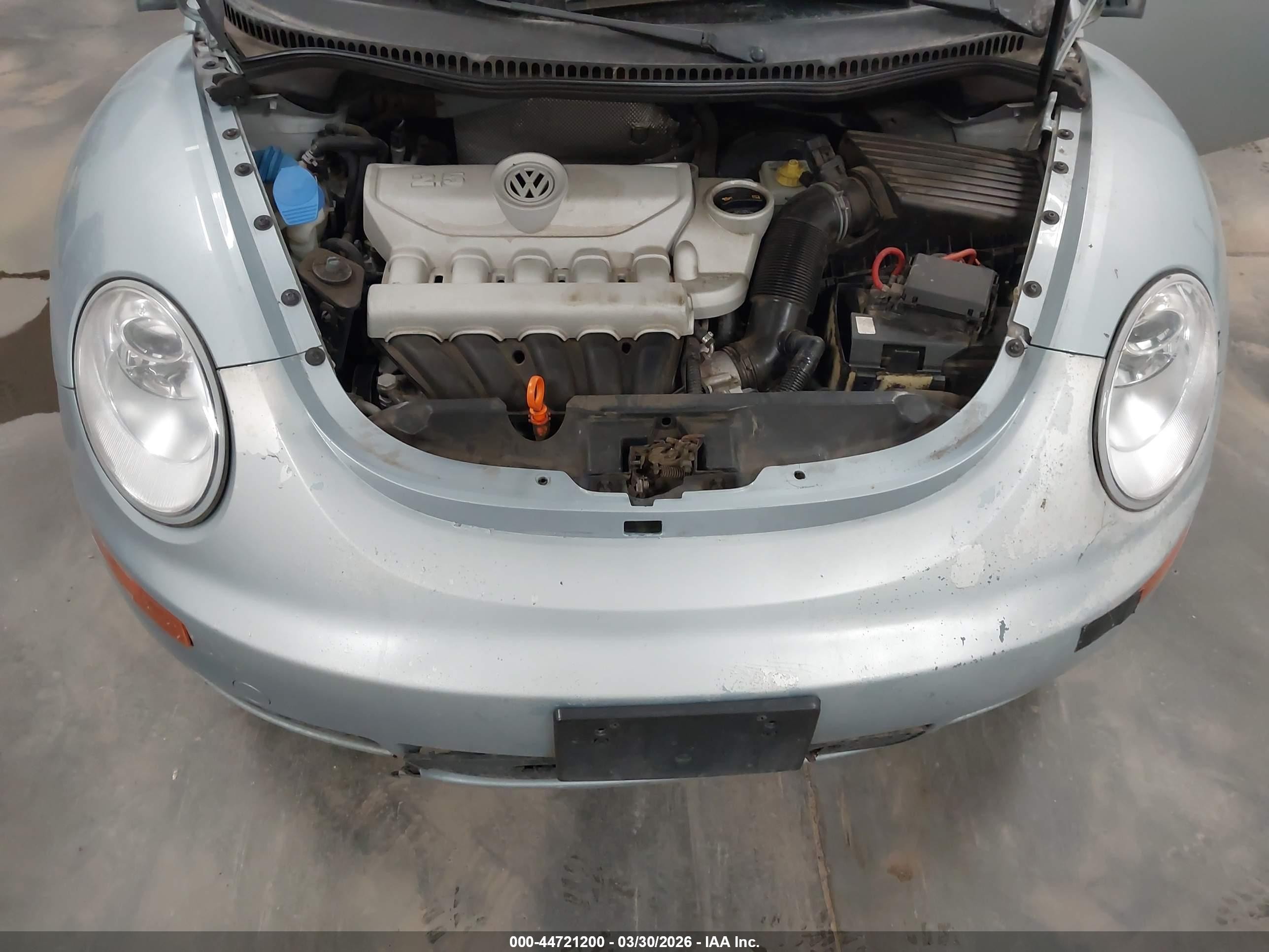 2009 Volkswagen New Beetle 2.5l Light Blue vin: 3VWPW31CX9M518955