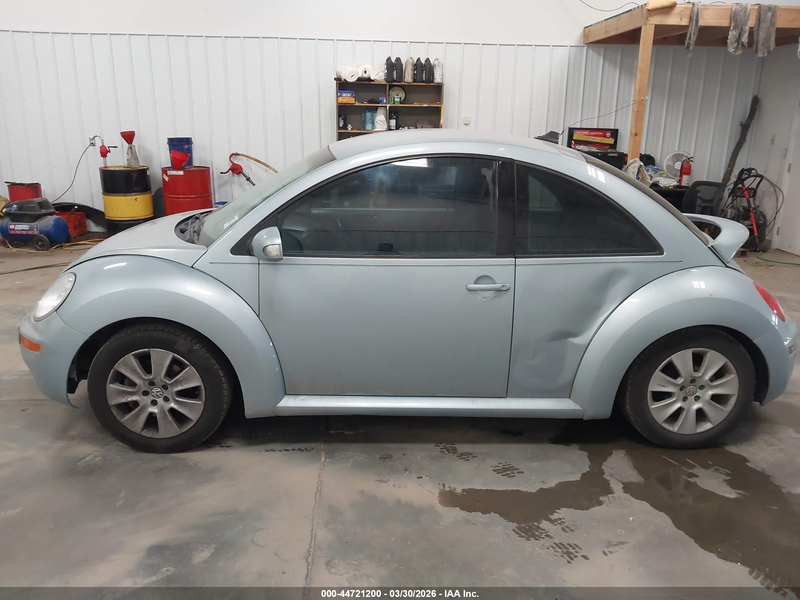 2009 Volkswagen New Beetle 2.5l Light Blue vin: 3VWPW31CX9M518955