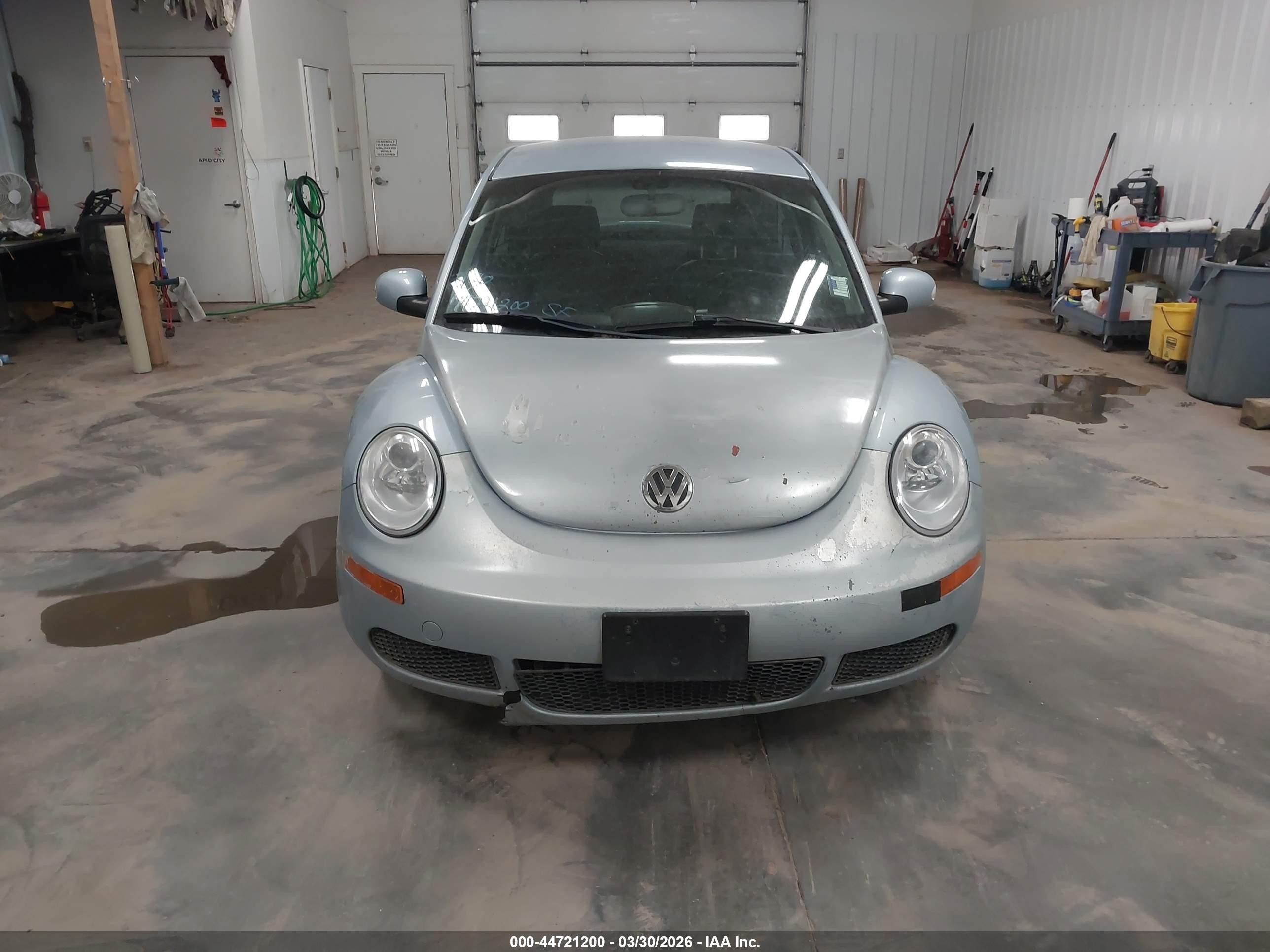 2009 Volkswagen New Beetle 2.5l Light Blue vin: 3VWPW31CX9M518955