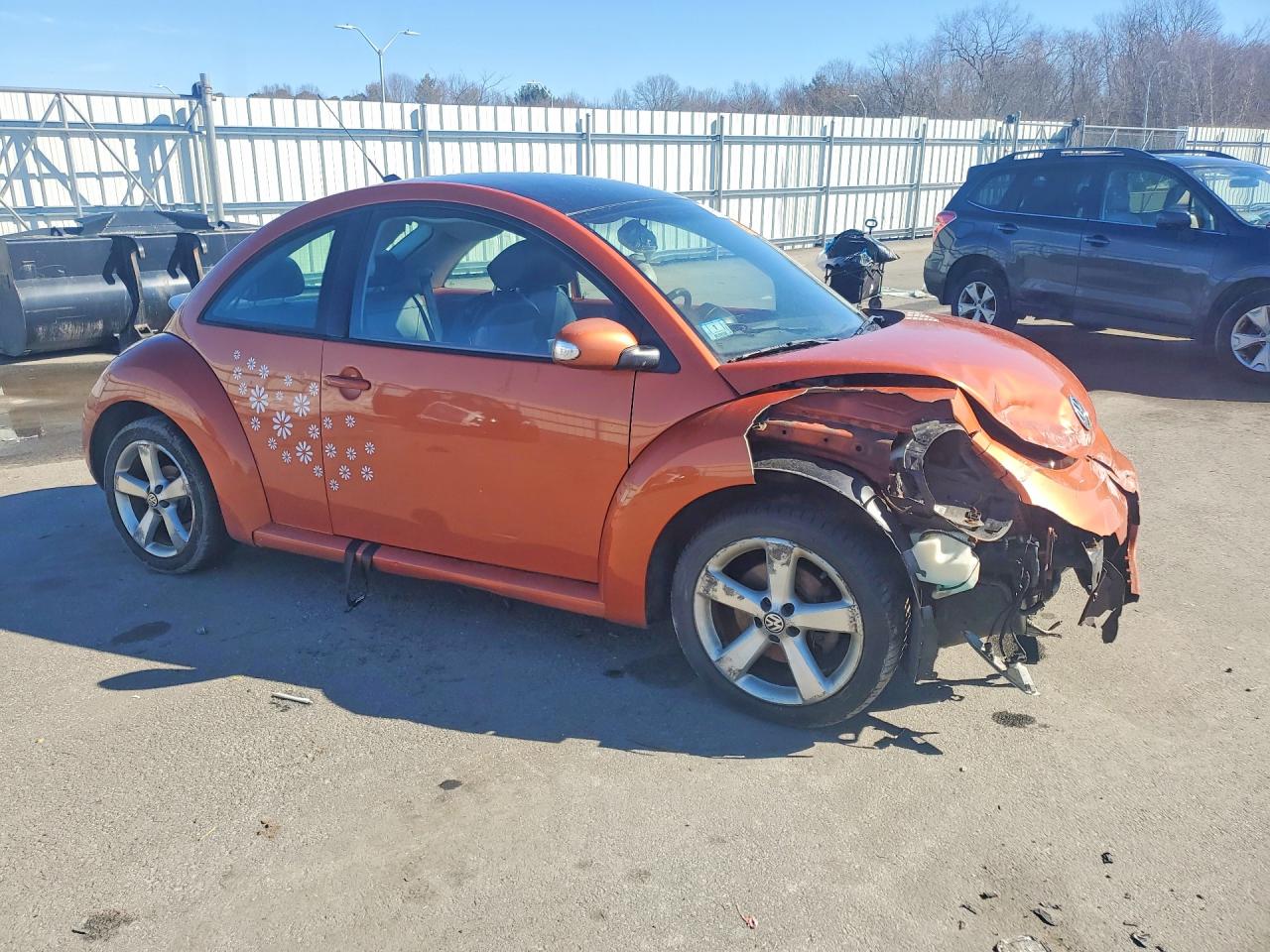 2010 Volkswagen New Beetle Orange vin: 3VWPW3AG1AM006993