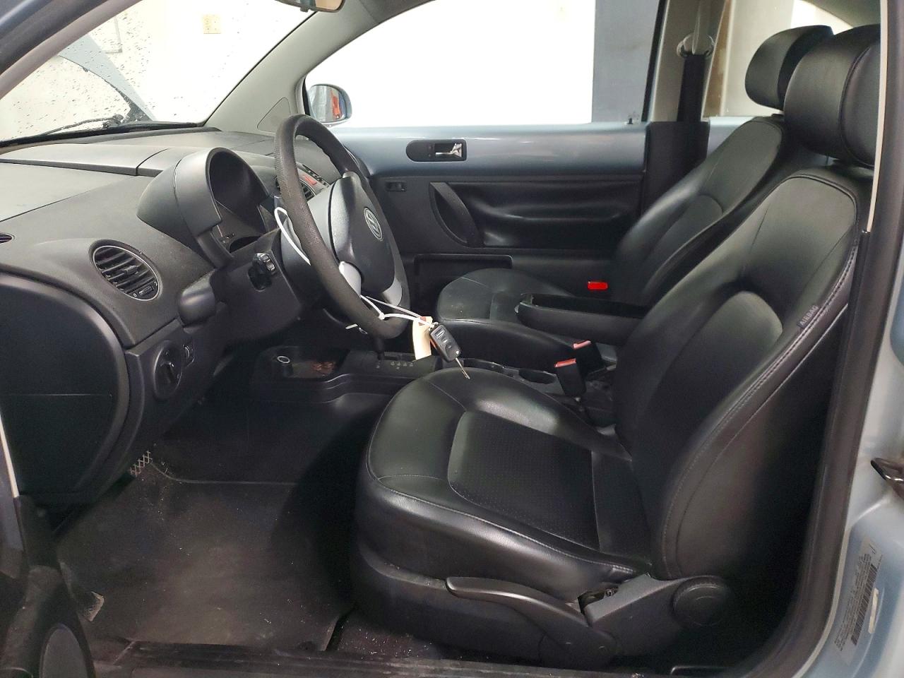2010 Volkswagen New Beetle Синий vin: 3VWPW3AG9AM011262