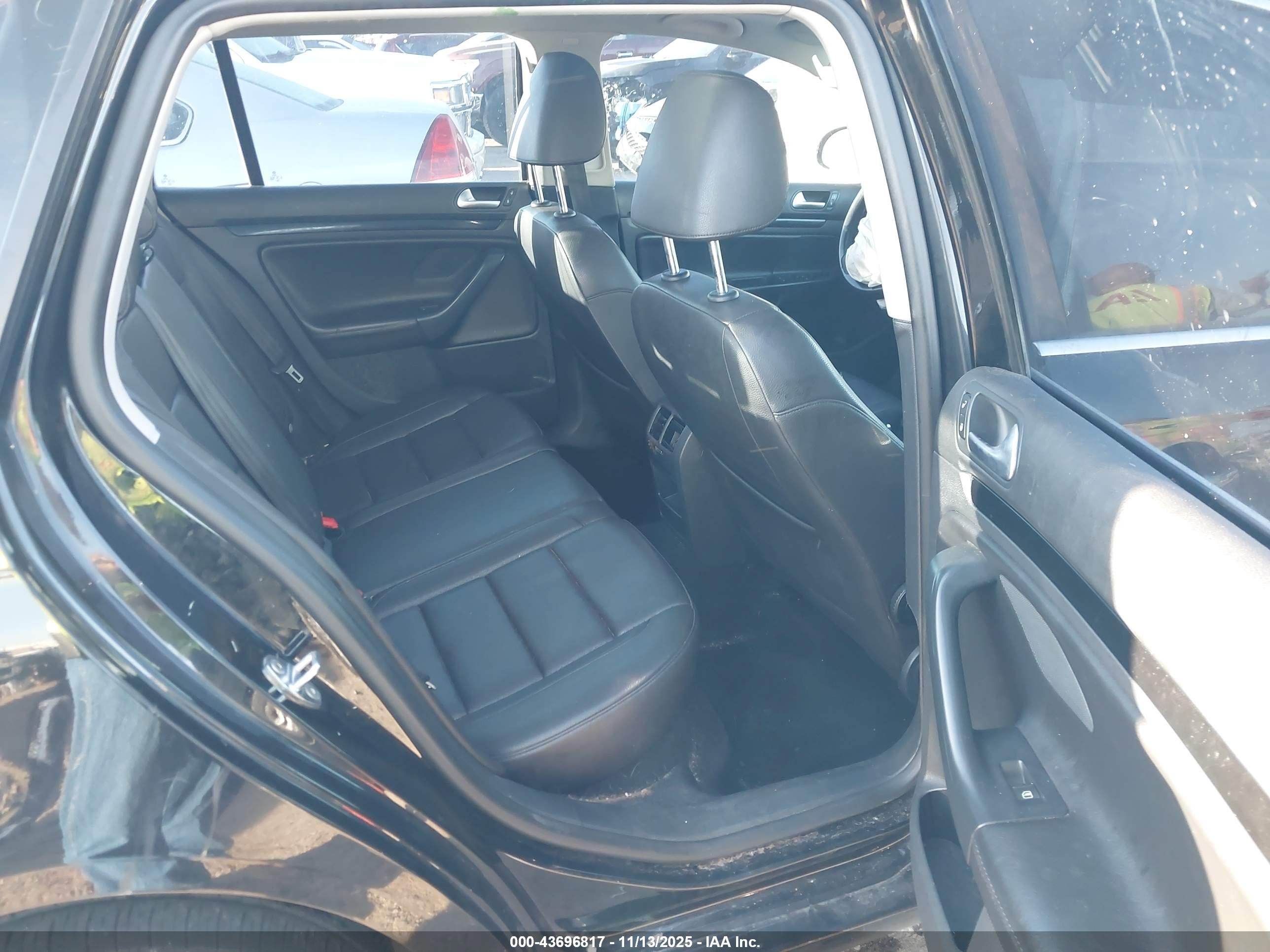 2013 Volkswagen Jetta Sportwagen 2.5l Se Black vin: 3VWPX7AJ5DM684103