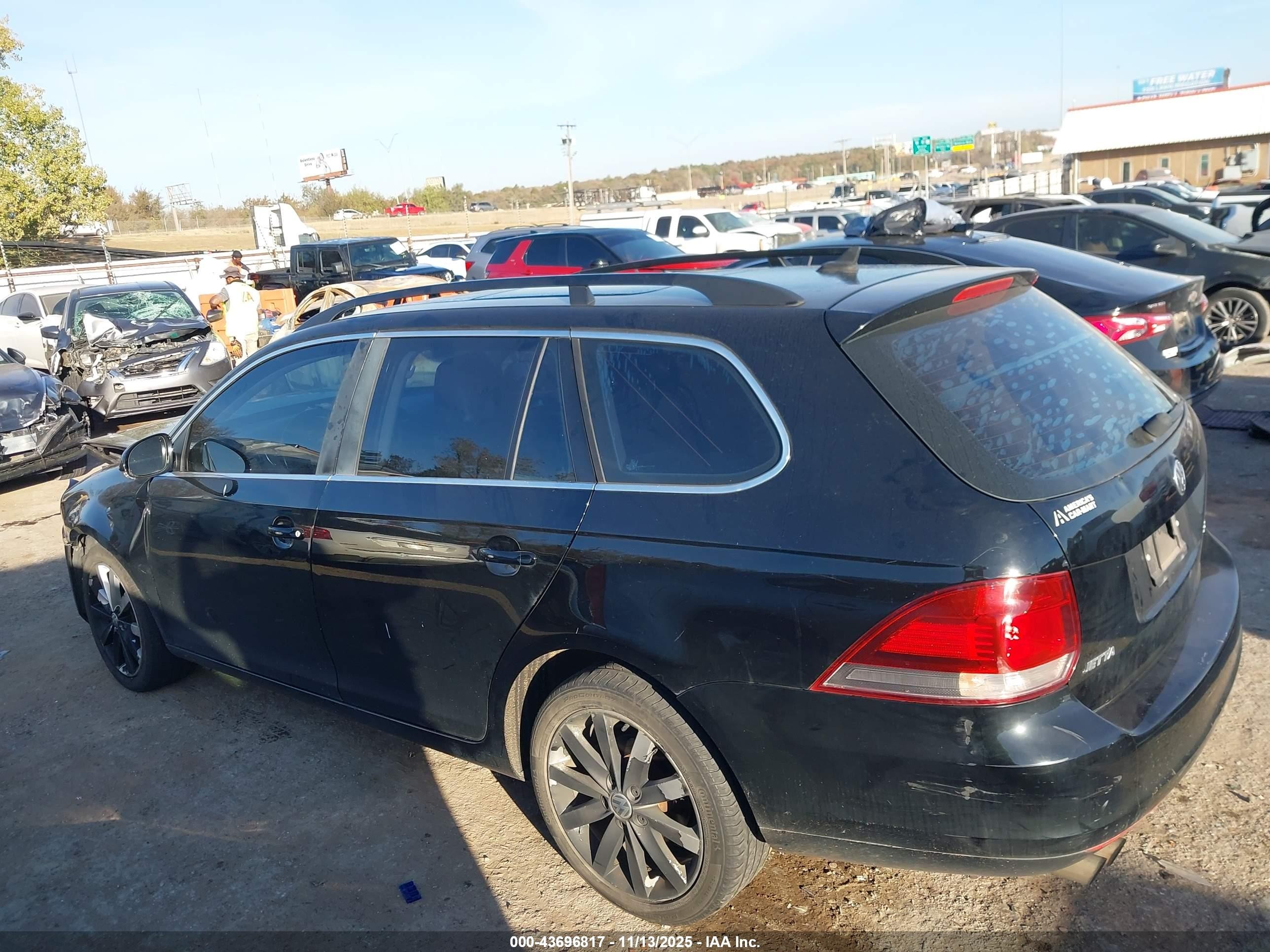 2013 Volkswagen Jetta Sportwagen 2.5l Se Black vin: 3VWPX7AJ5DM684103