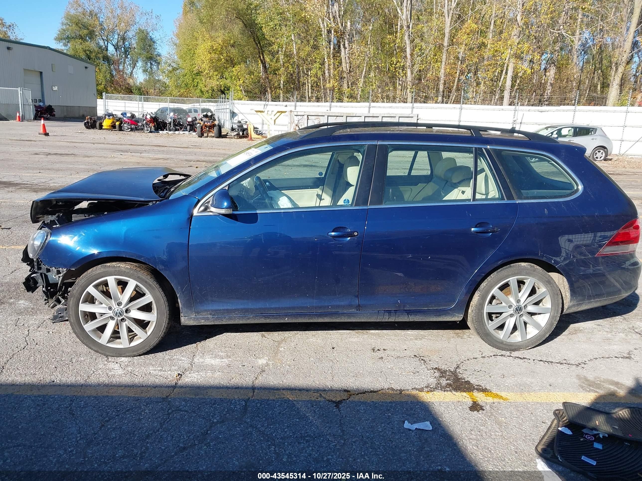 2012 Volkswagen Jetta Sportwagen 2.5l Se Blue vin: 3VWPX7AJ9CM618460