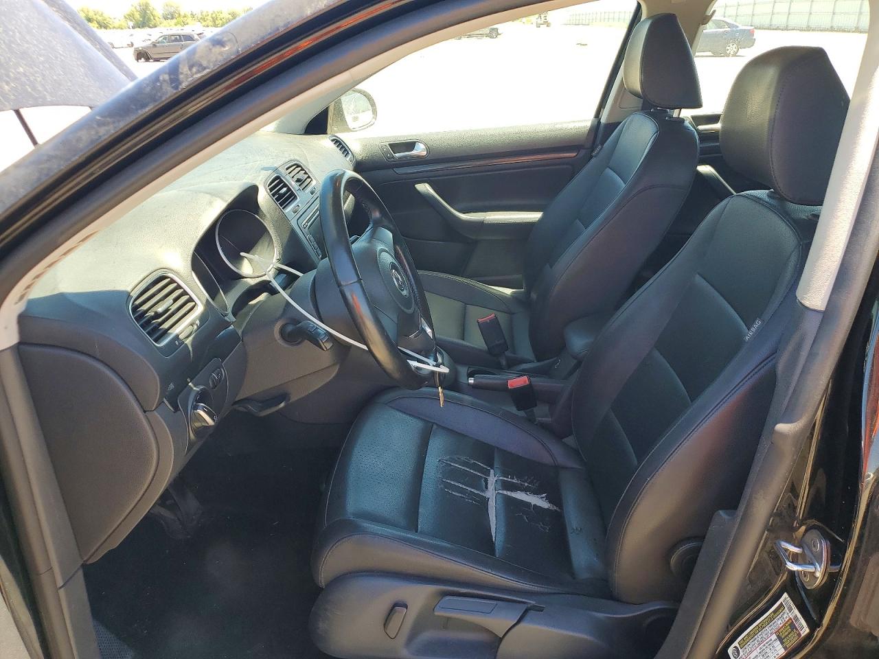 2010 Volkswagen Jetta Se Black vin: 3VWPZ7AJ1AM689076