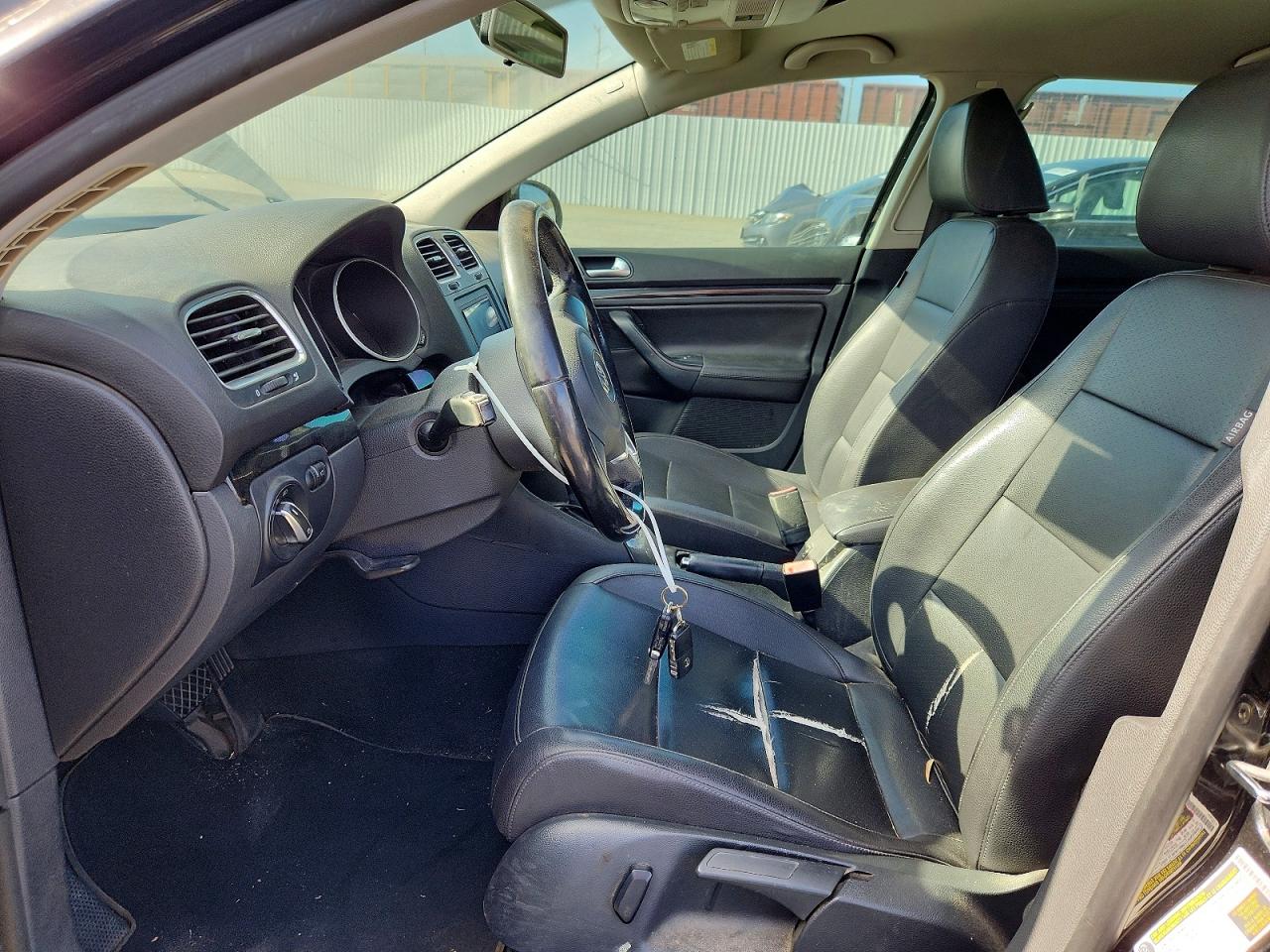 2010 Volkswagen Jetta Se Черный vin: 3VWPZ7AJ4AM652832