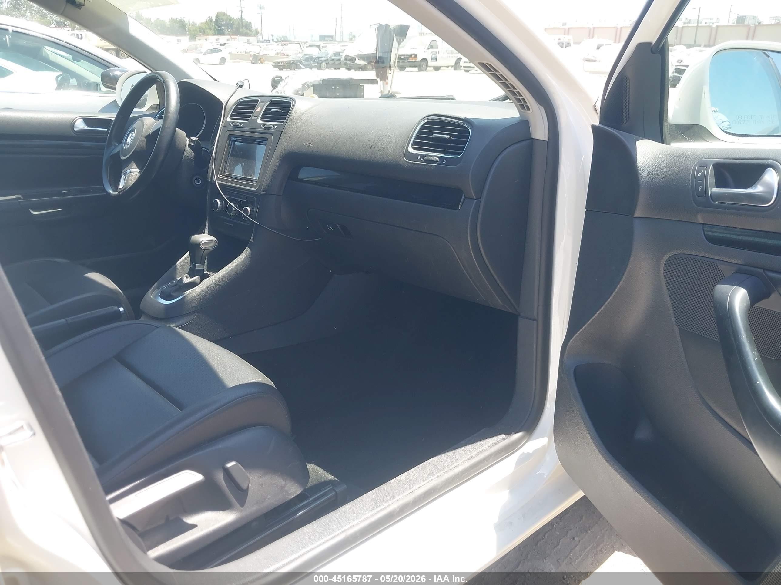 2010 Volkswagen Jetta Se White vin: 3VWPZ7AJ4AM662955
