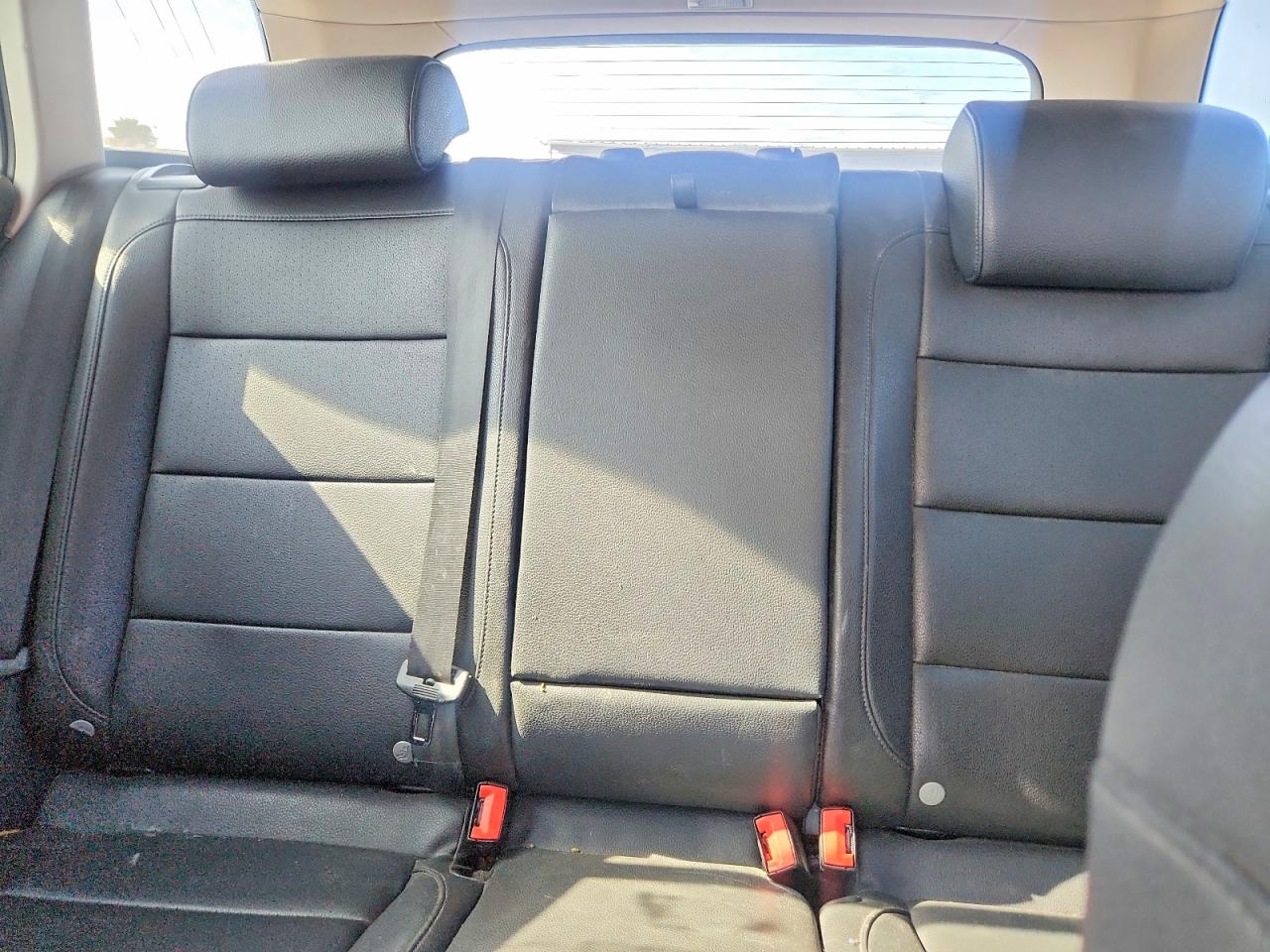 2010 Volkswagen Jetta Se Угольный vin: 3VWPZ7AJ7AM692001