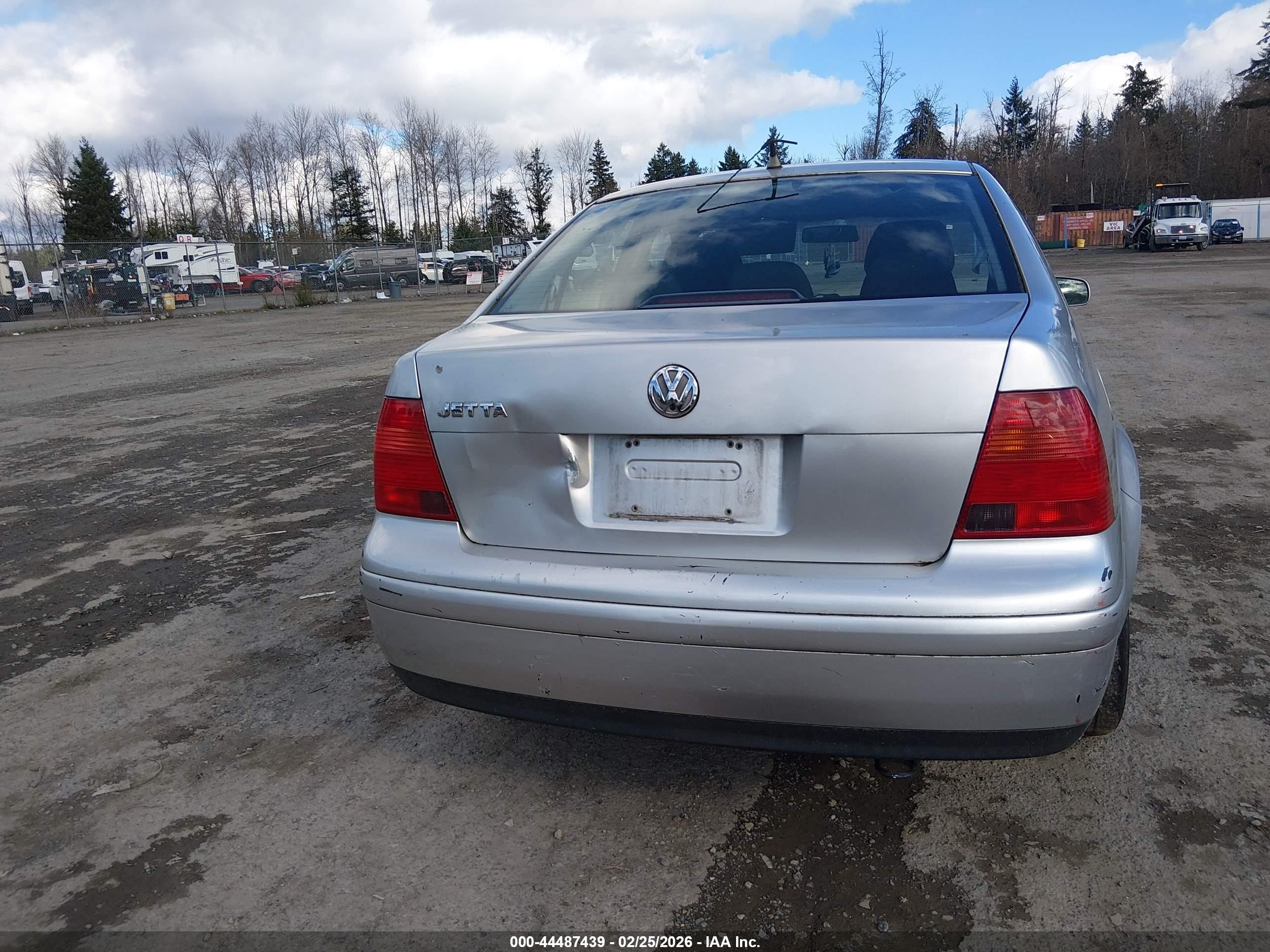 1999 Volkswagen Jetta Gl Gray vin: 3VWRA29M3XM113239