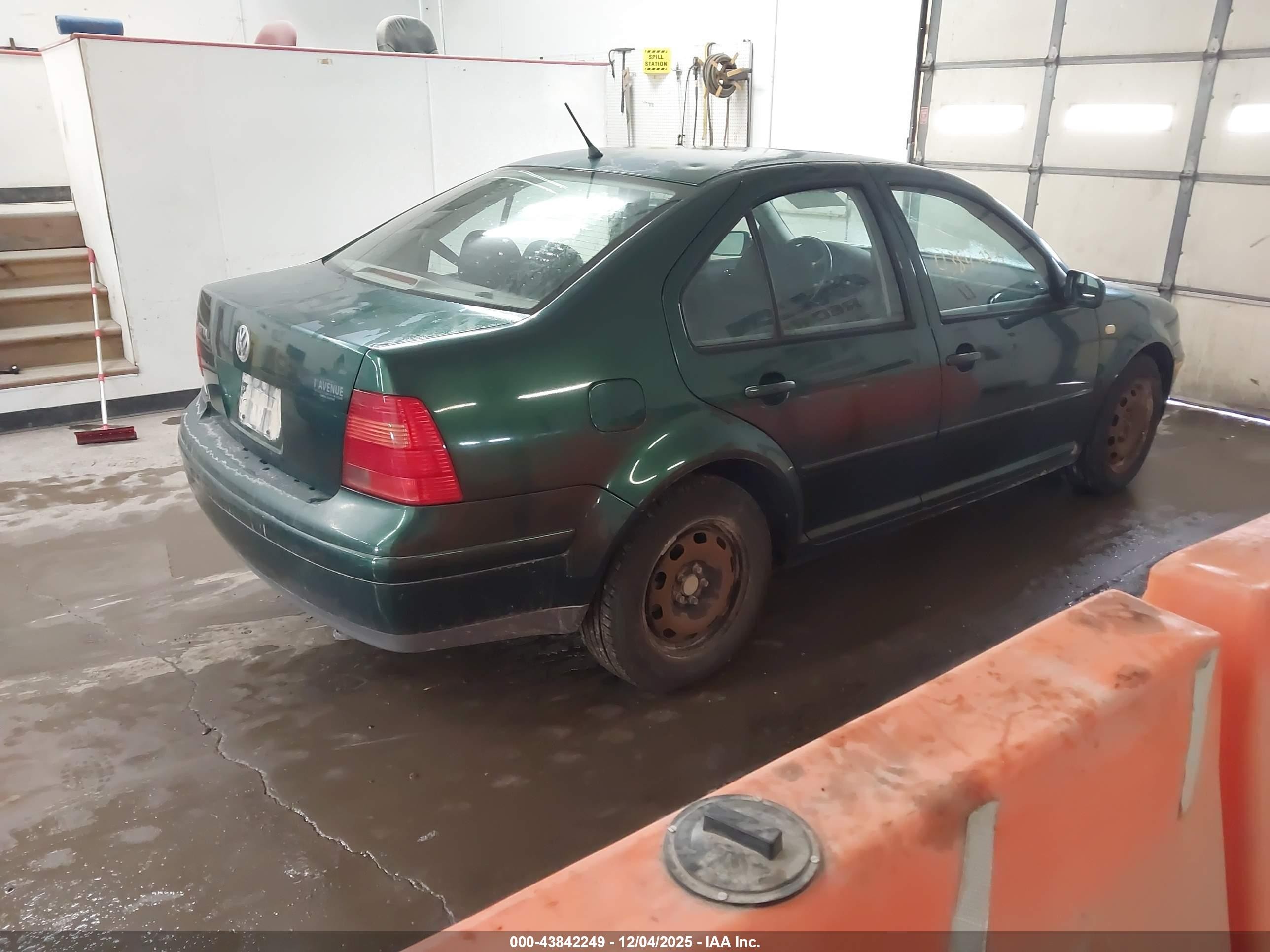 1999 Volkswagen Jetta Gl Green vin: 3VWRA29M6XM073433