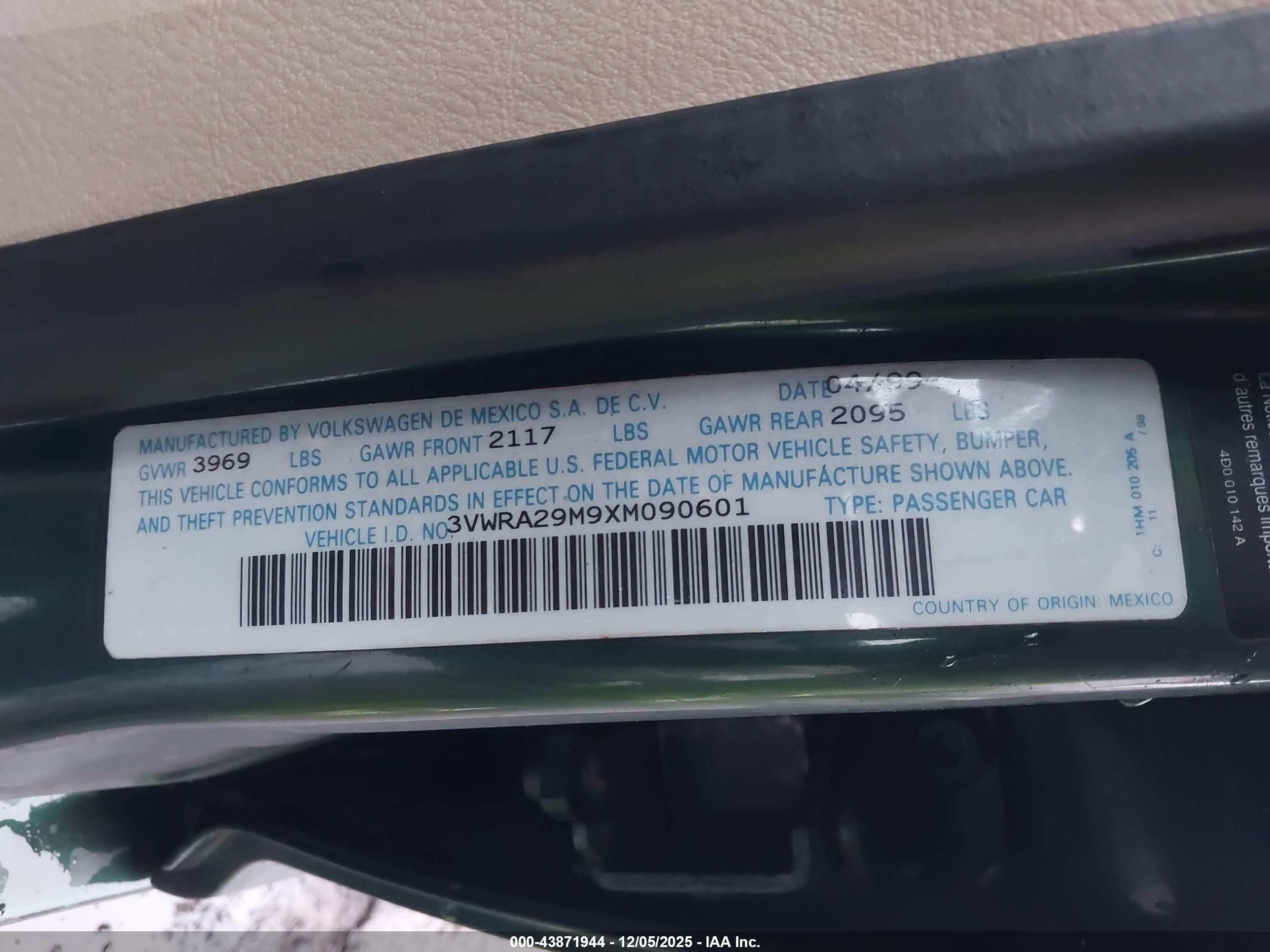 1999 Volkswagen Jetta Gl Green vin: 3VWRA29M9XM090601