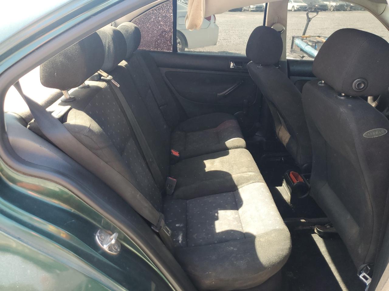 1999 Volkswagen Jetta Gl Зеленый vin: 3VWRA29MXXM025661