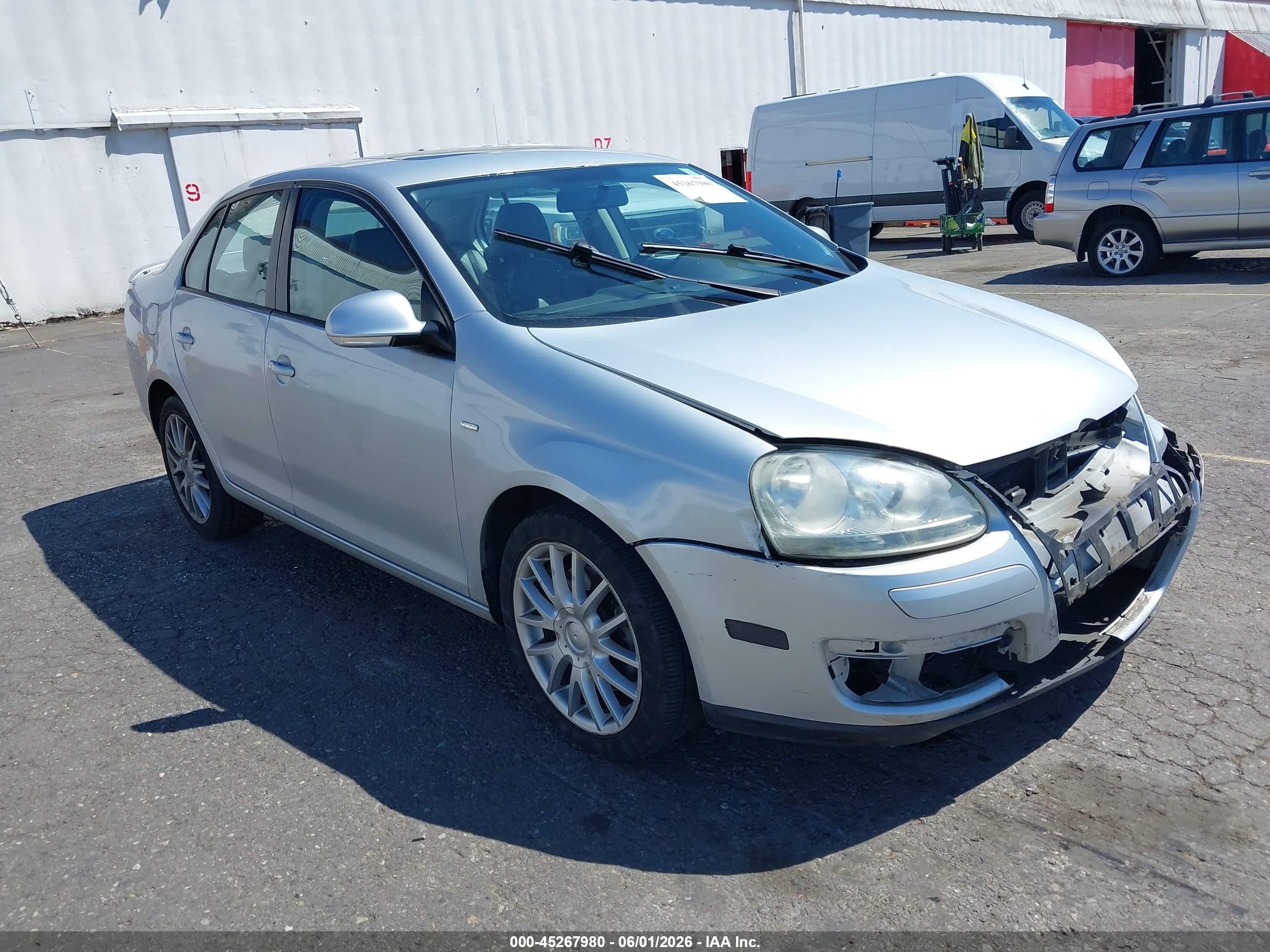 2009 Volkswagen Jetta Wolfsburg Edition Silver vin: 3VWRA71K19M043430