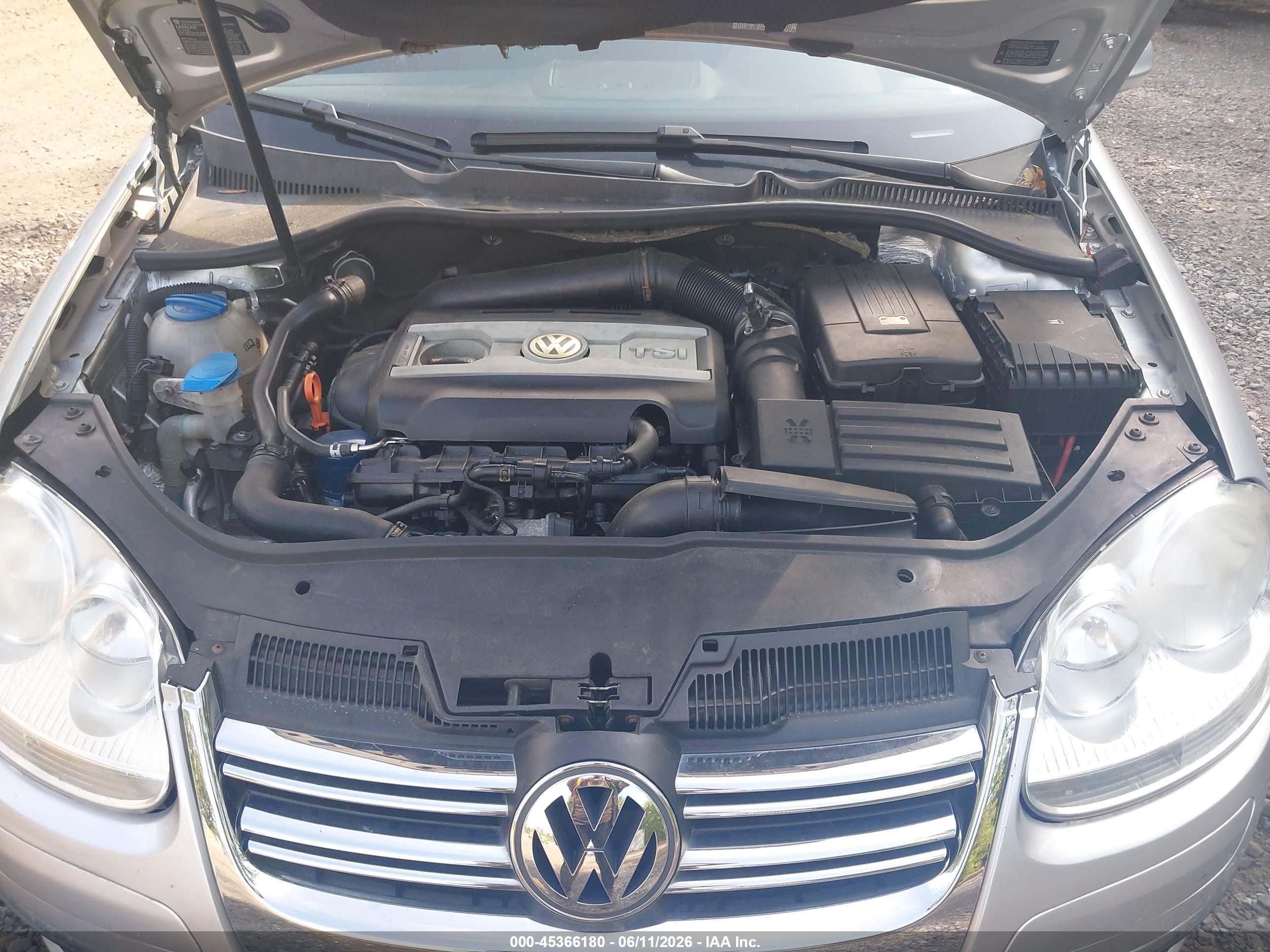 2008 Volkswagen Jetta Wolfsburg Edition Silver vin: 3VWRA71K48M180148