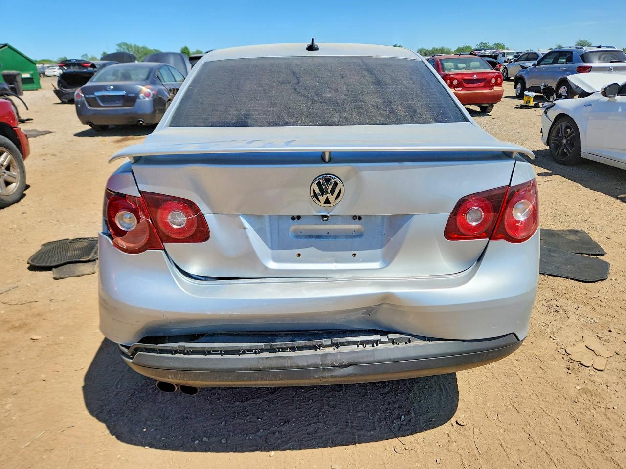 2008 Volkswagen Jetta Серебряный vin: 3VWRA71K98M190190
