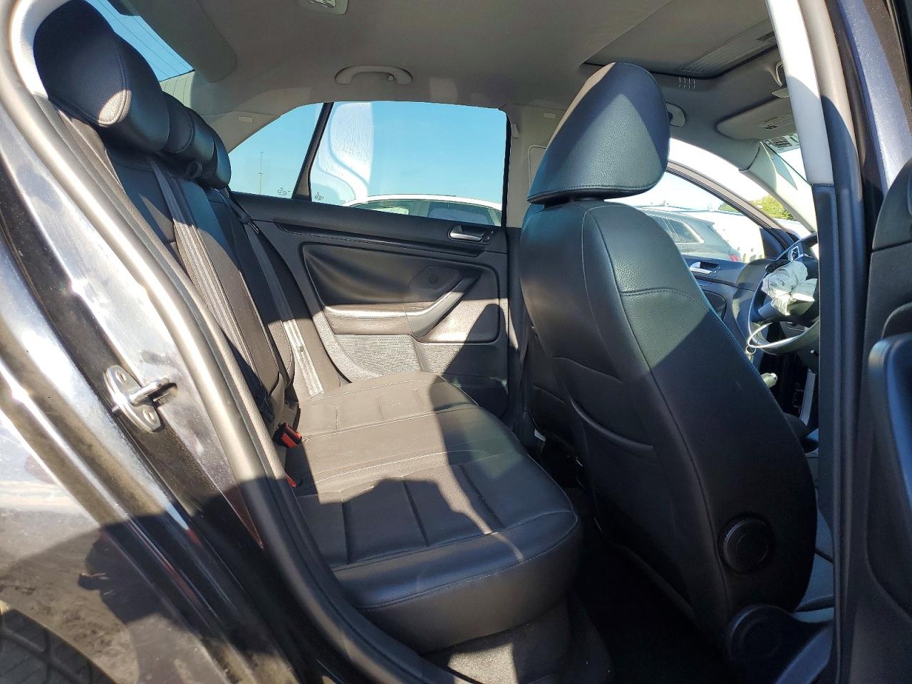 2010 Volkswagen Jetta Wolfsburg Black vin: 3VWRA7AJXAM046418