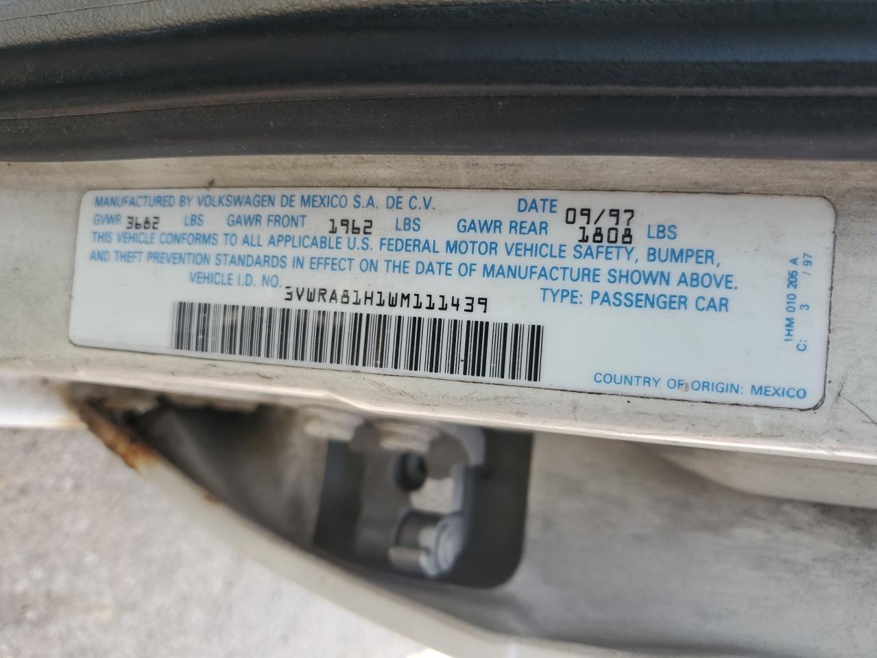 1998 Volkswagen Jetta Gl White vin: 3VWRA81H1WM111439