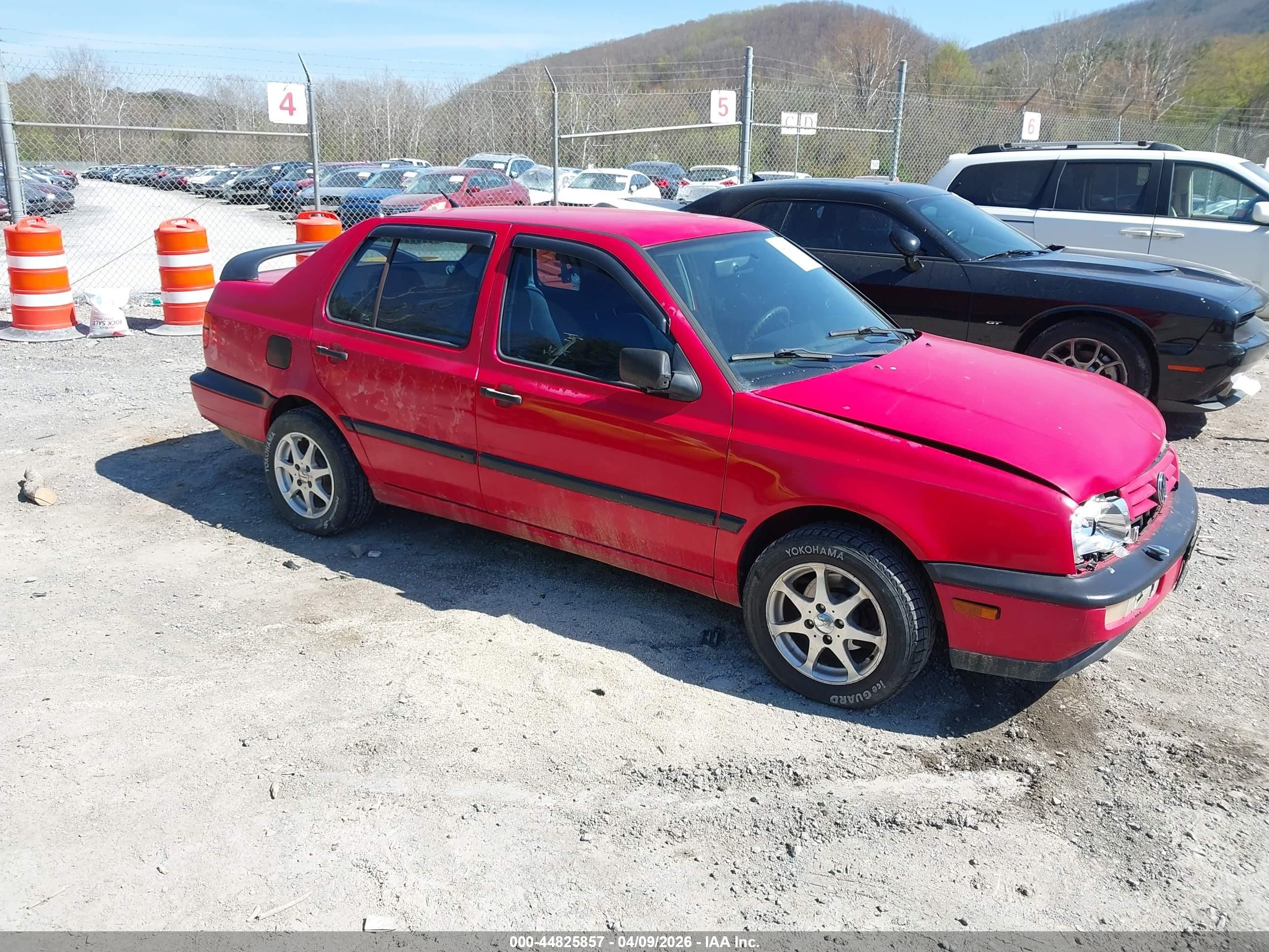 1998 Volkswagen Jetta Gl Красный vin: 3VWRA81H2WM234098