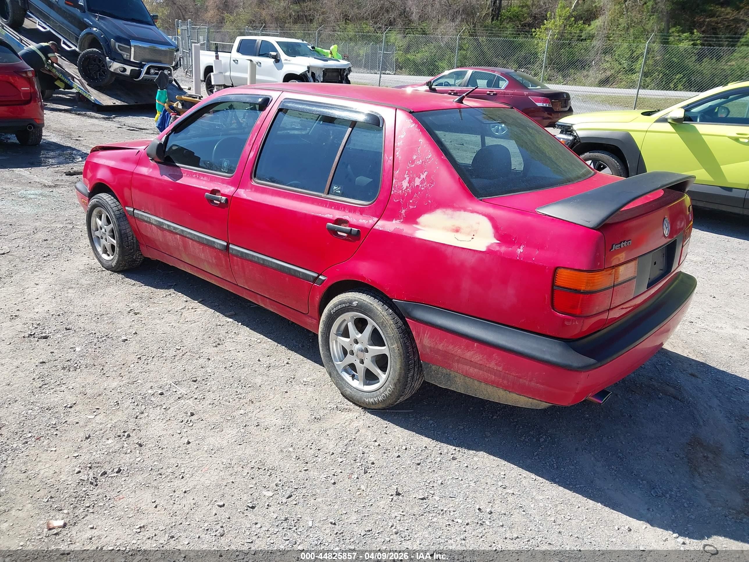 1998 Volkswagen Jetta Gl Red vin: 3VWRA81H2WM234098