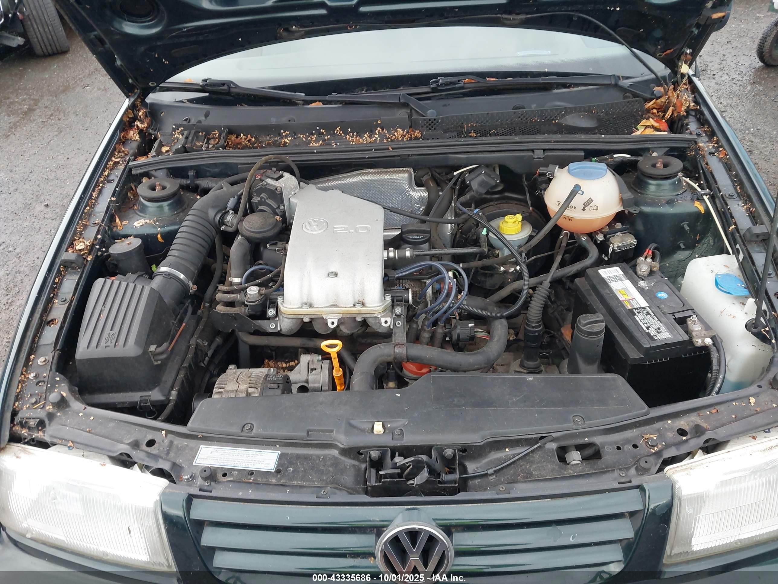 1999 Volkswagen Jetta Gl Green vin: 3VWRA81H2XM252361