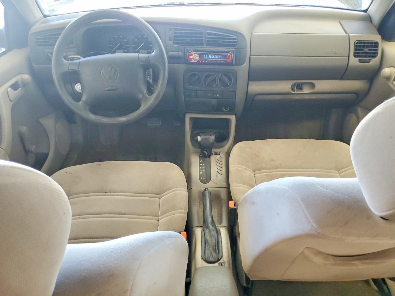 1998 Volkswagen Jetta Gl Green vin: 3VWRA81H3WM111605