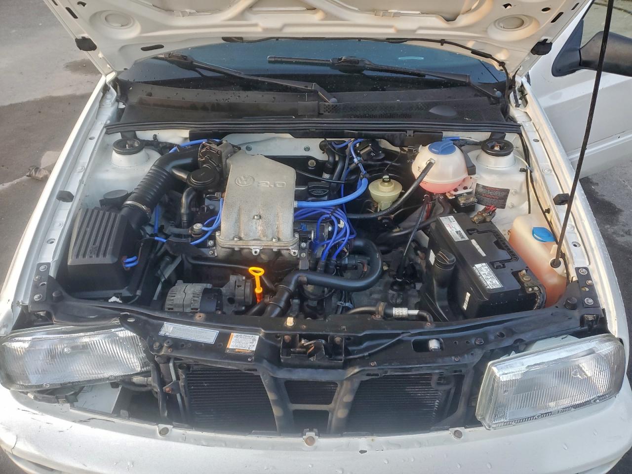 1998 Volkswagen Jetta Gl Белый vin: 3VWRA81H6WM107693