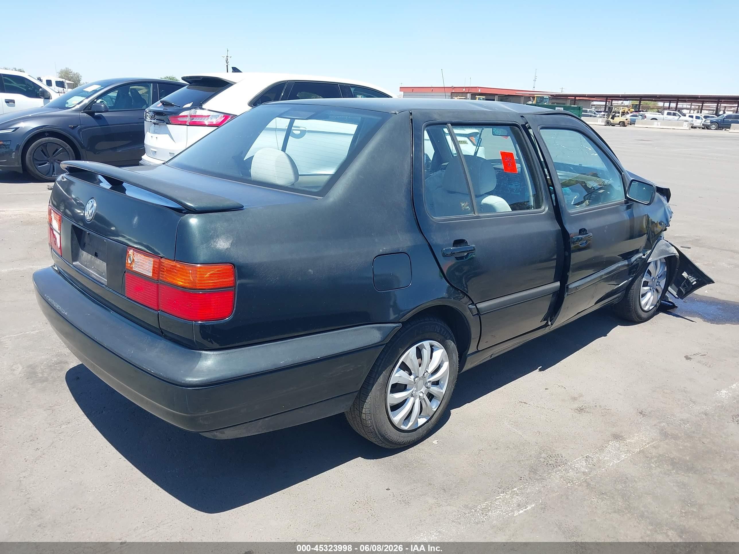 1998 Volkswagen Jetta Gl Зеленый vin: 3VWRA81H7WM120632