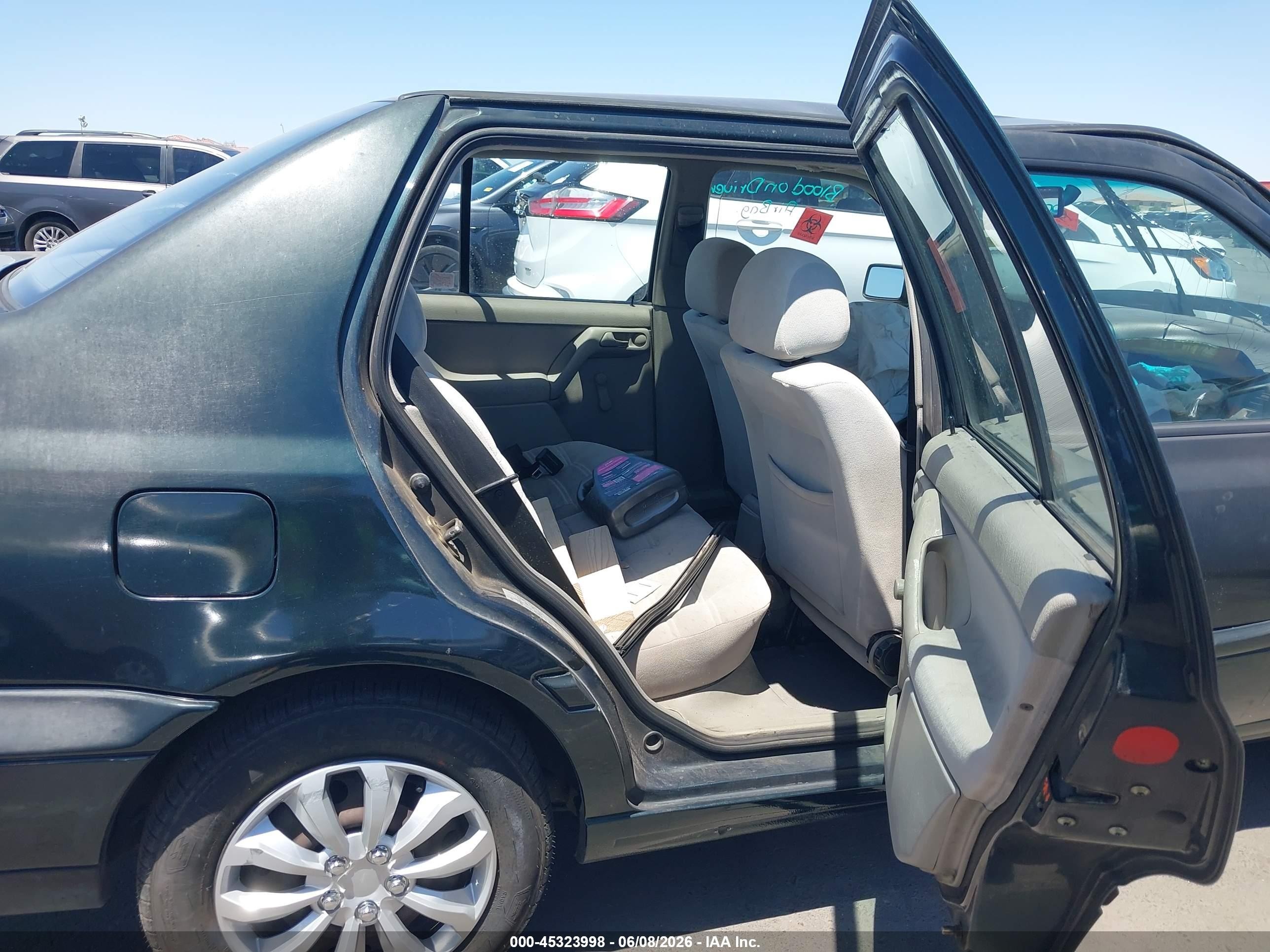 1998 Volkswagen Jetta Gl Зеленый vin: 3VWRA81H7WM120632