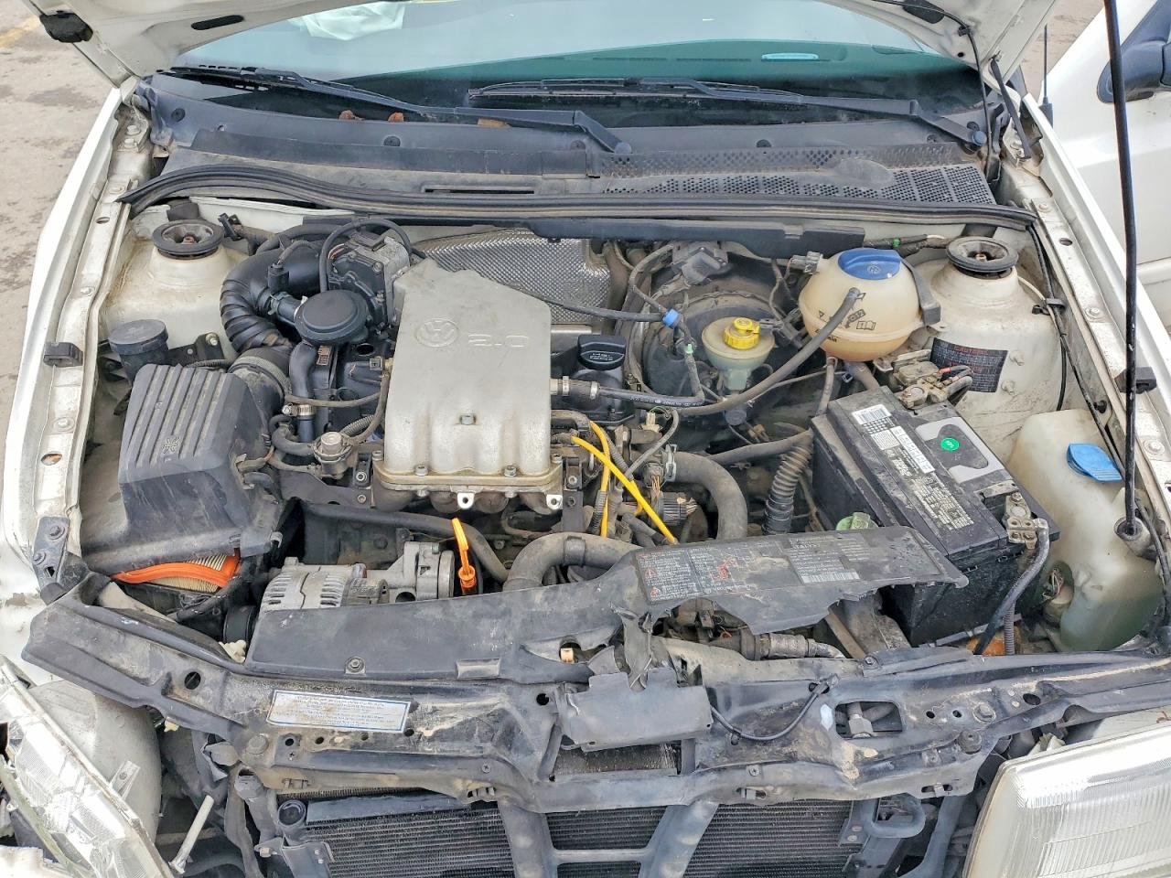 1998 Volkswagen Jetta Gl White vin: 3VWRA81H7WM209052
