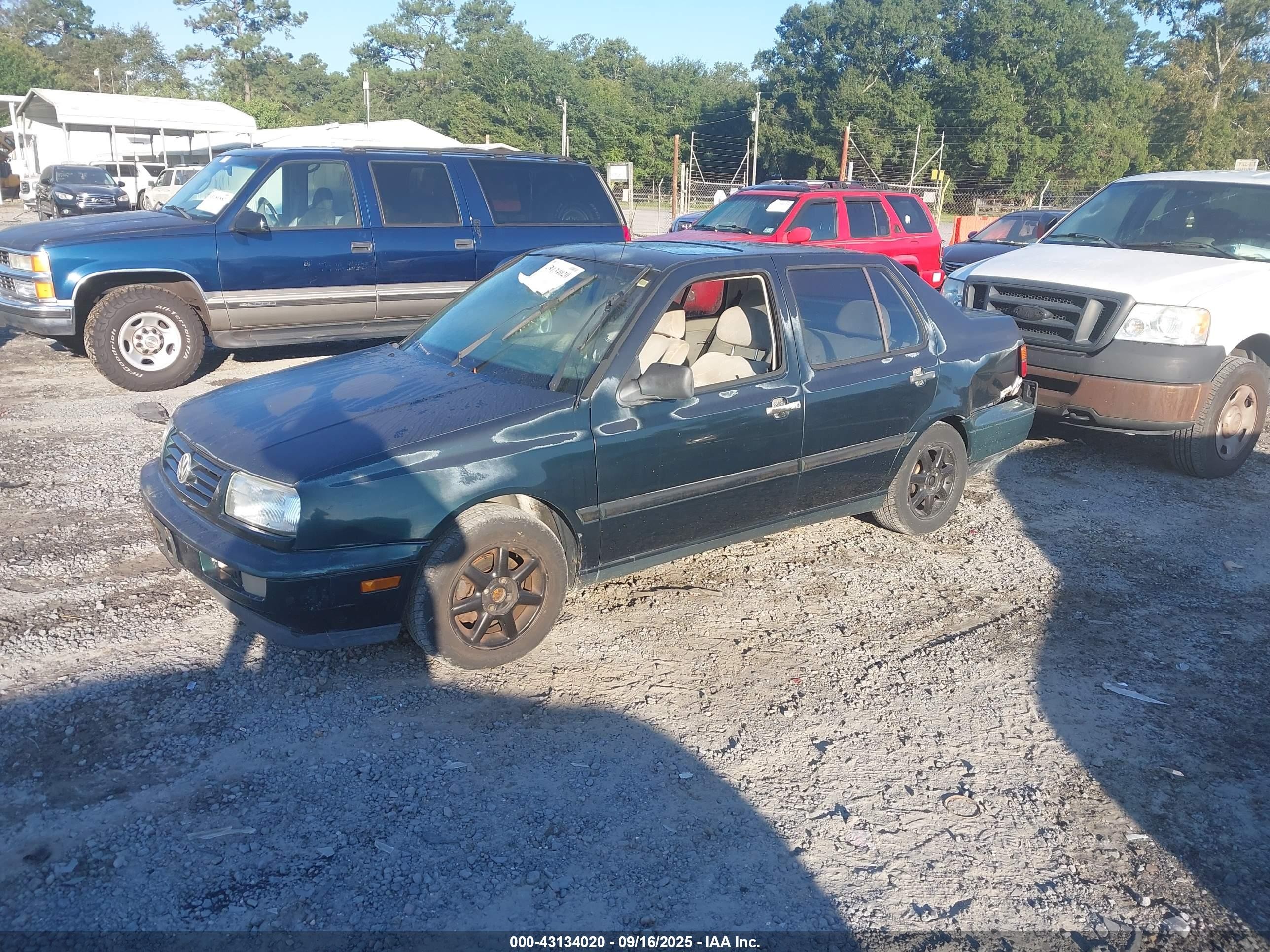 1999 Volkswagen Jetta Gl Green vin: 3VWRA81H7XM230551