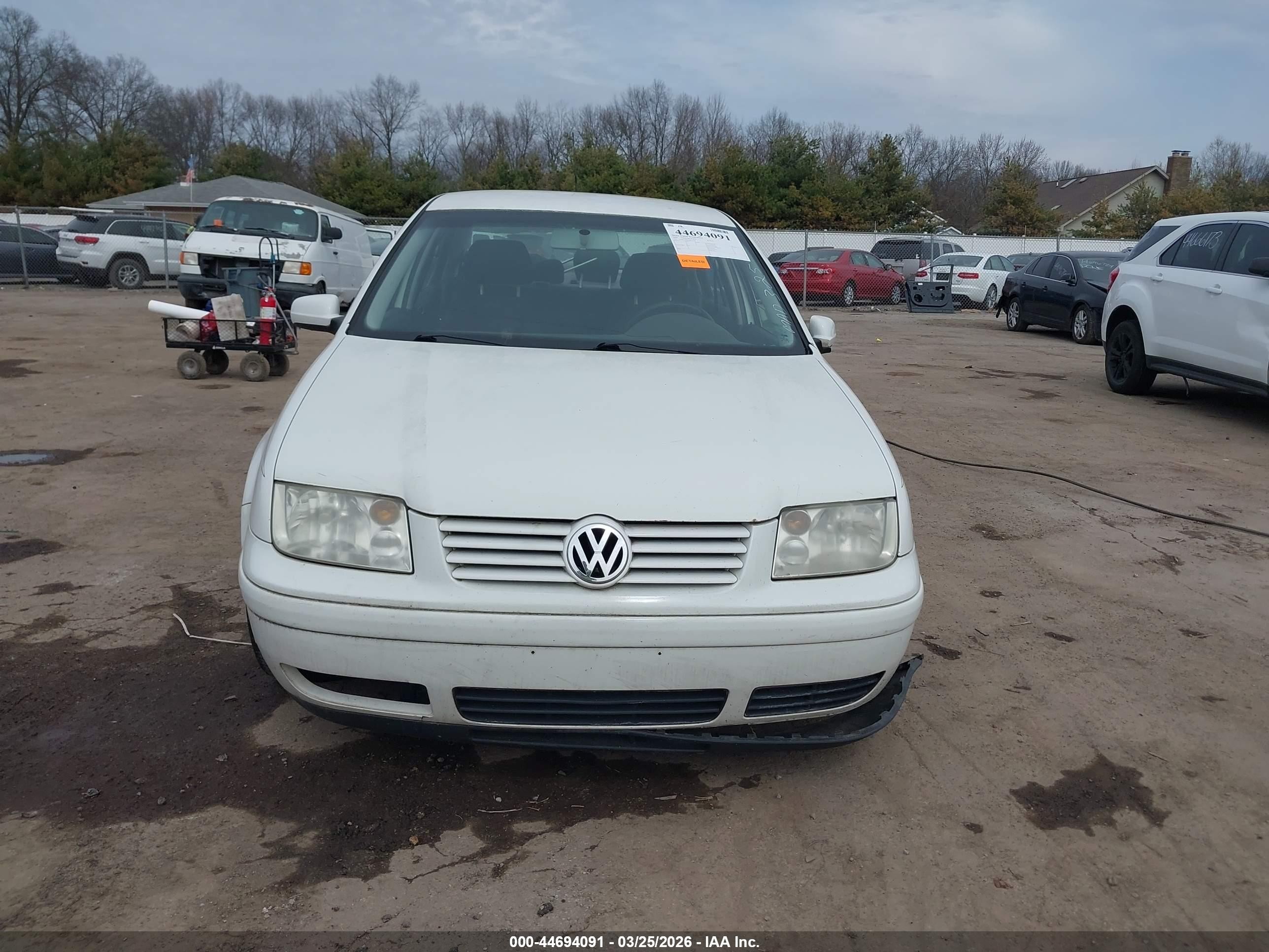 1999 Volkswagen Jetta Gl White vin: 3VWRC29M1XM113718