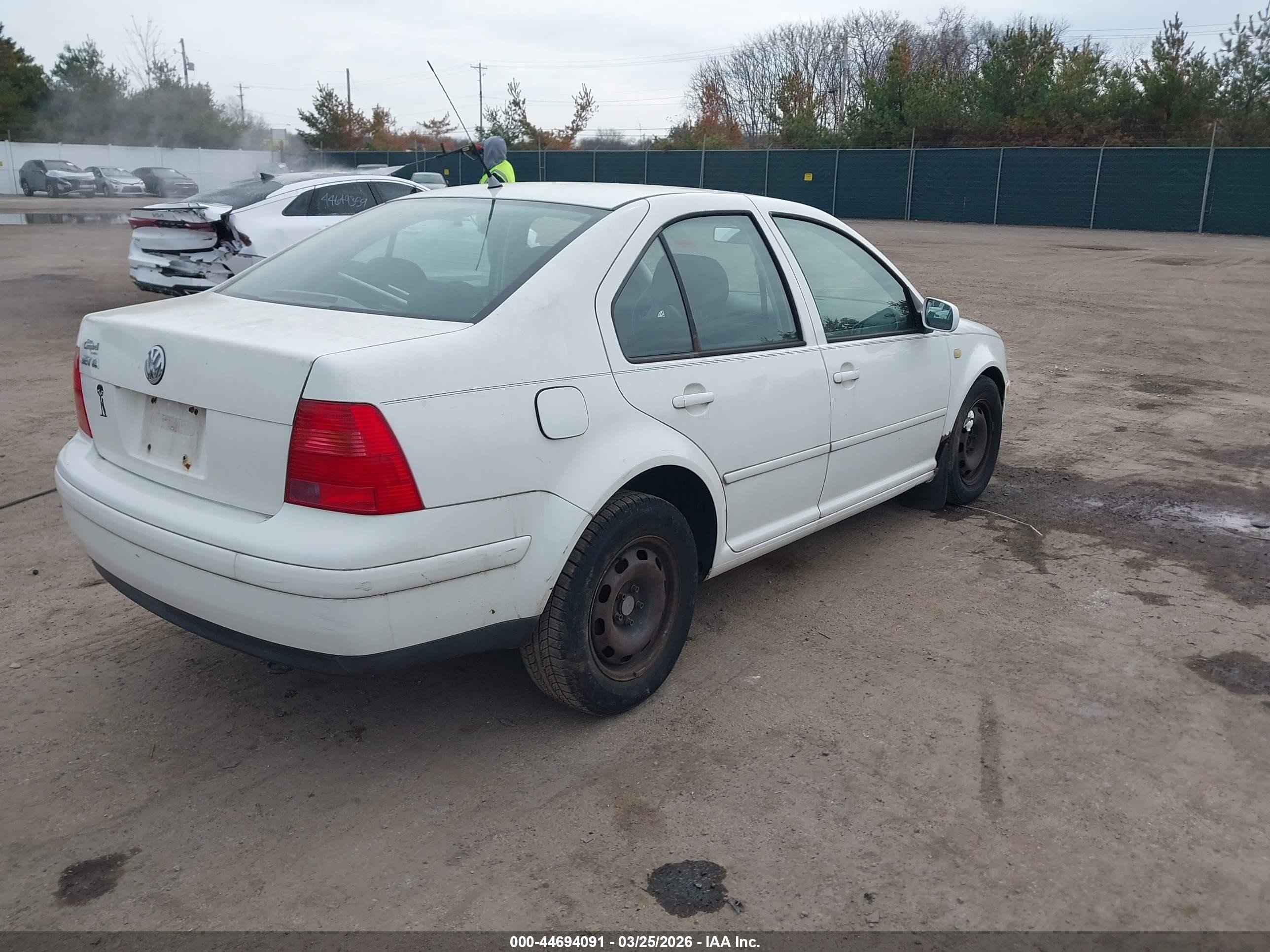 1999 Volkswagen Jetta Gl White vin: 3VWRC29M1XM113718