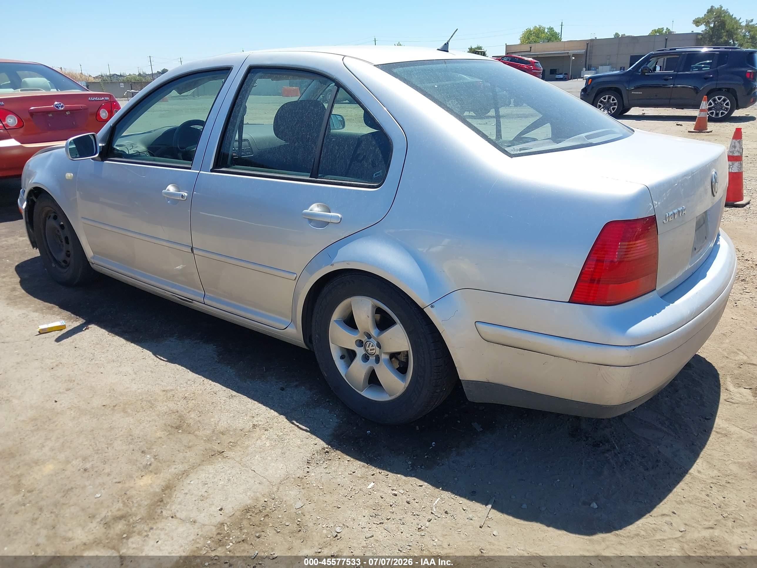 2000 Volkswagen Jetta Gl Серебряный vin: 3VWRC29M6YM057714