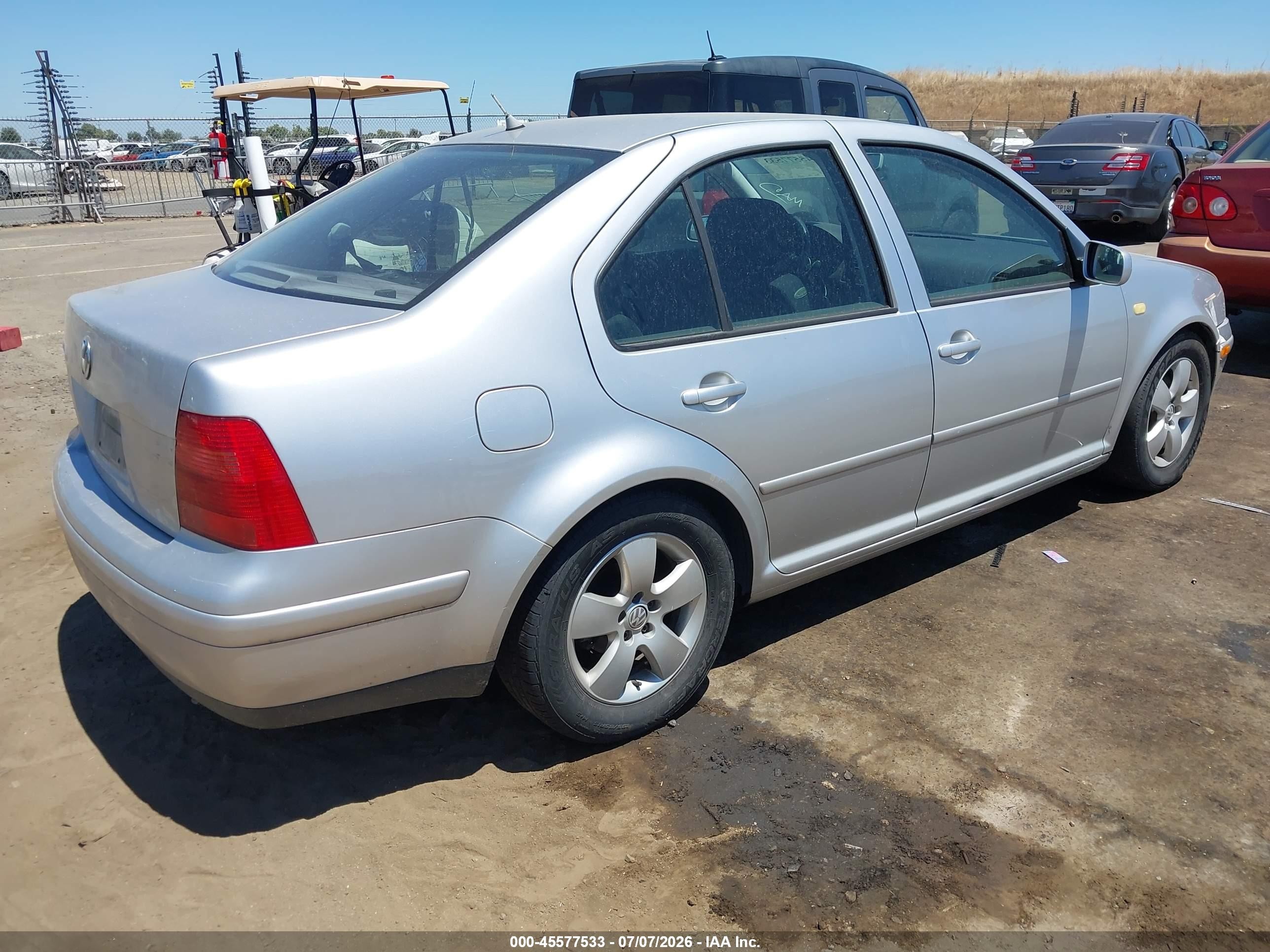 2000 Volkswagen Jetta Gl Серебряный vin: 3VWRC29M6YM057714