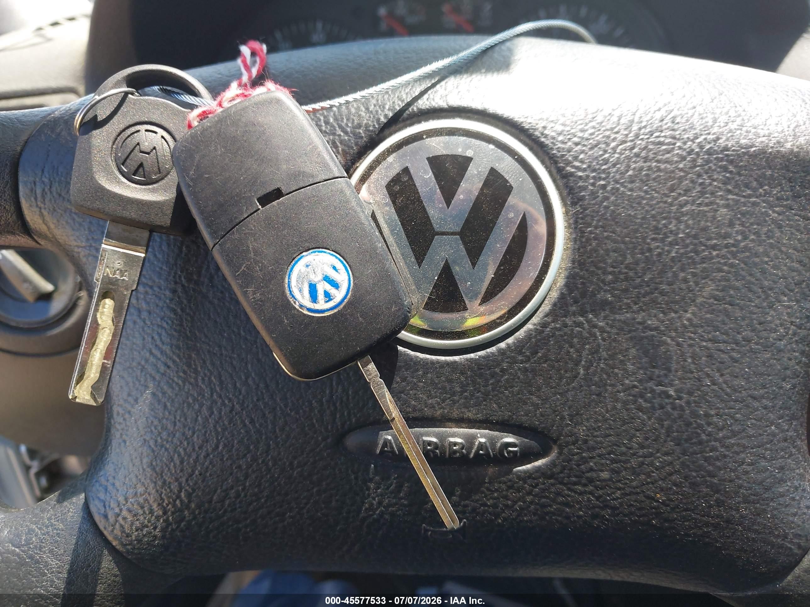 2000 Volkswagen Jetta Gl Серебряный vin: 3VWRC29M6YM057714