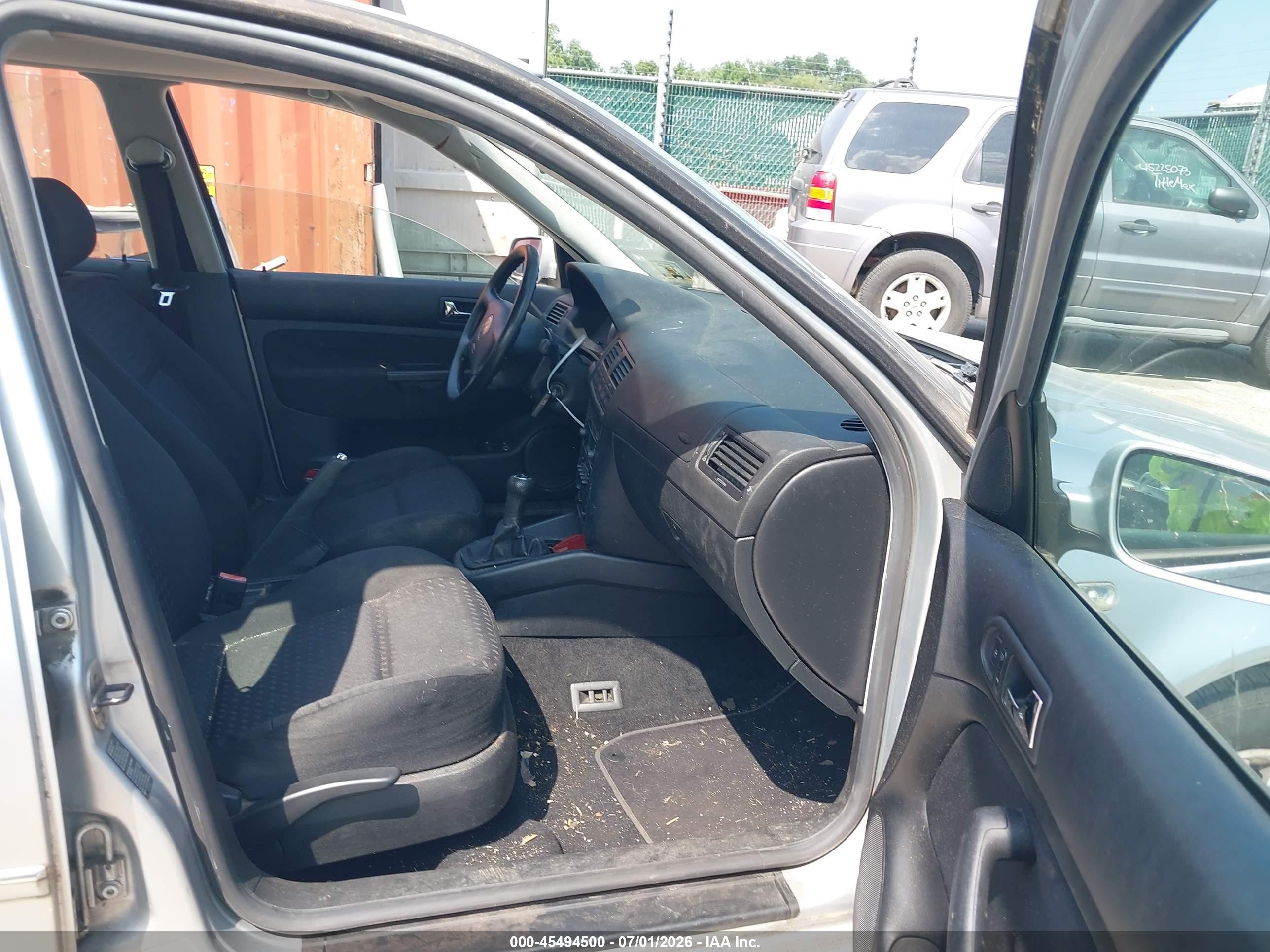 2004 Volkswagen Jetta Gl 1.8t Silver vin: 3VWRE69M34M044849