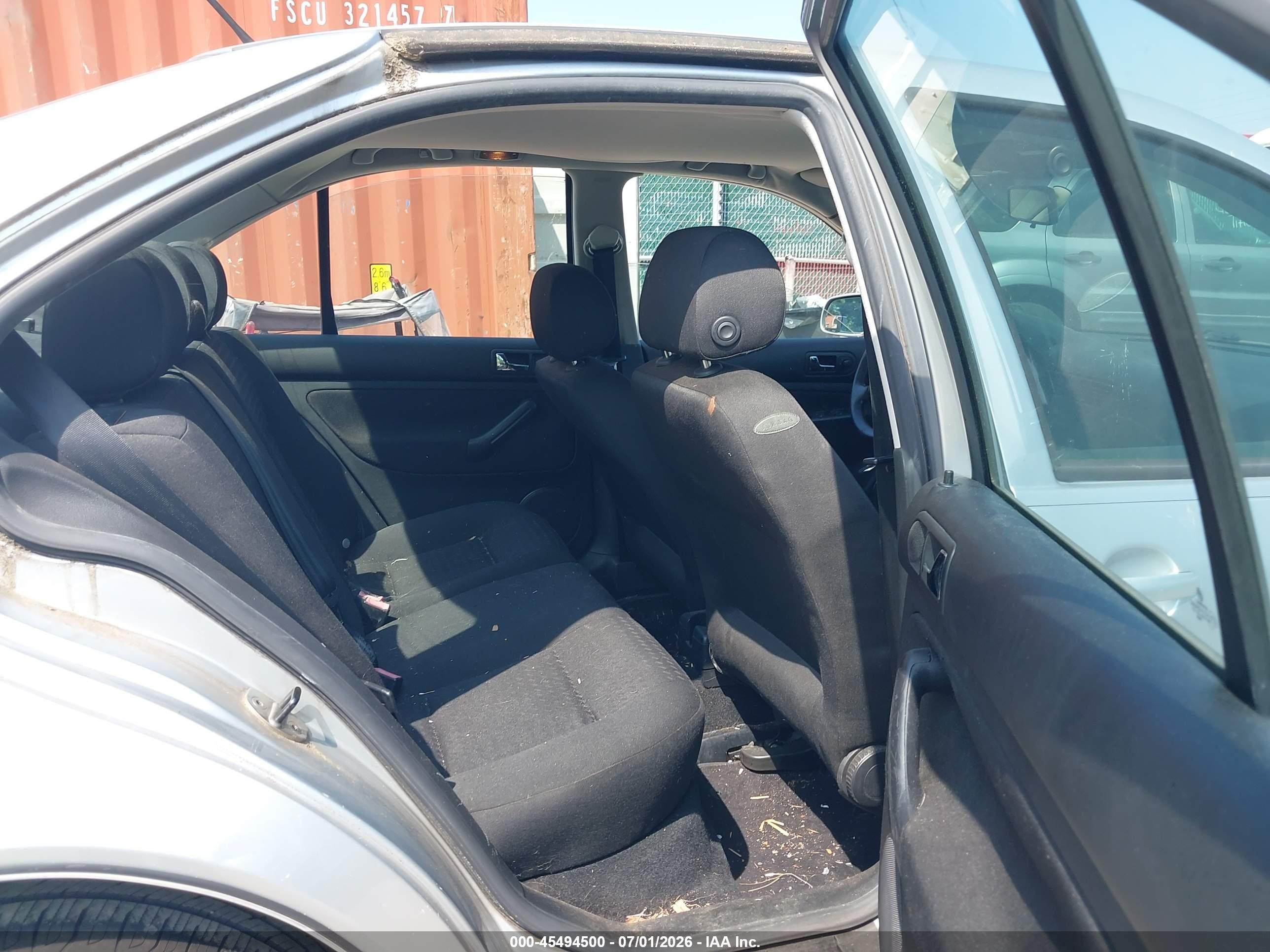 2004 Volkswagen Jetta Gl 1.8t Silver vin: 3VWRE69M34M044849