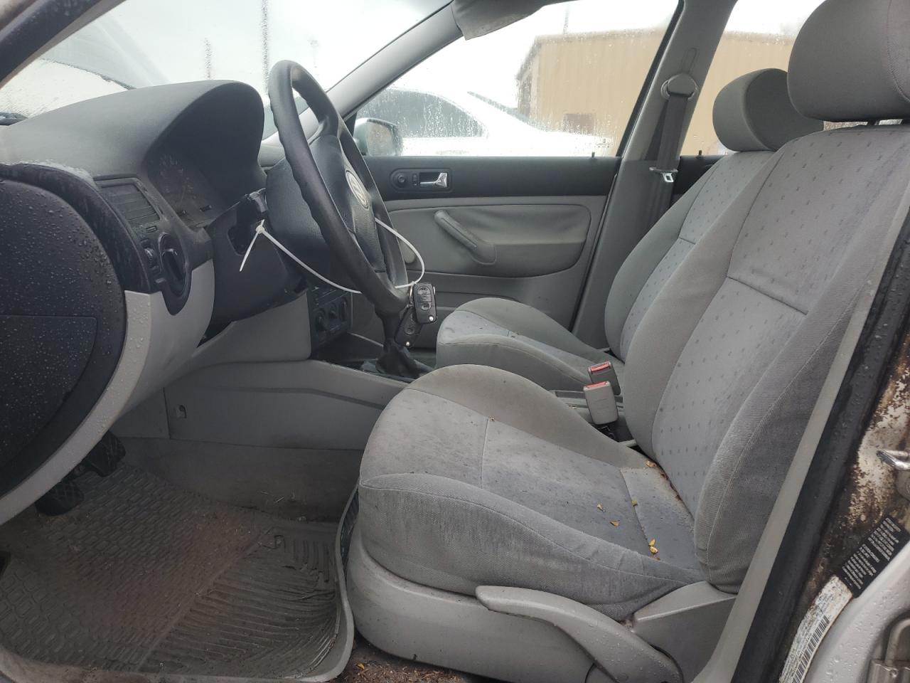 2000 Volkswagen Jetta Gl Tdi Silver vin: 3VWRF29M1YM004426