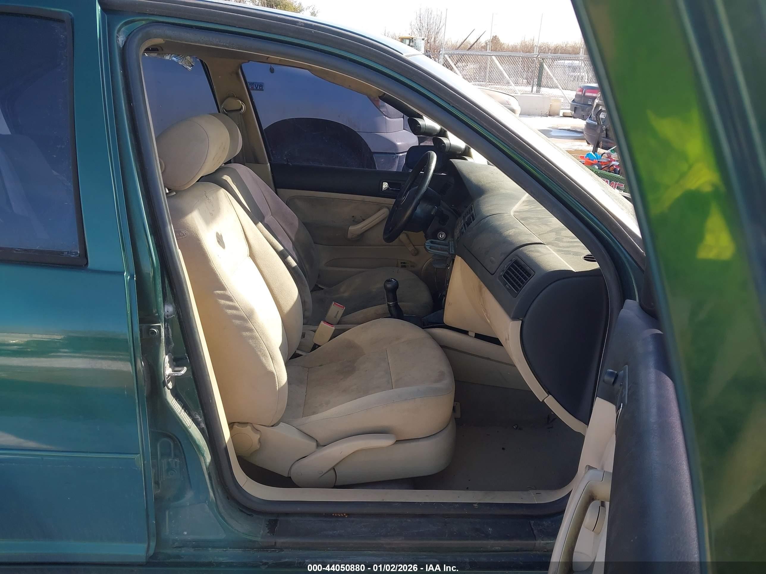 2000 Volkswagen Jetta Gl Tdi Green vin: 3VWRF29M4YM025755