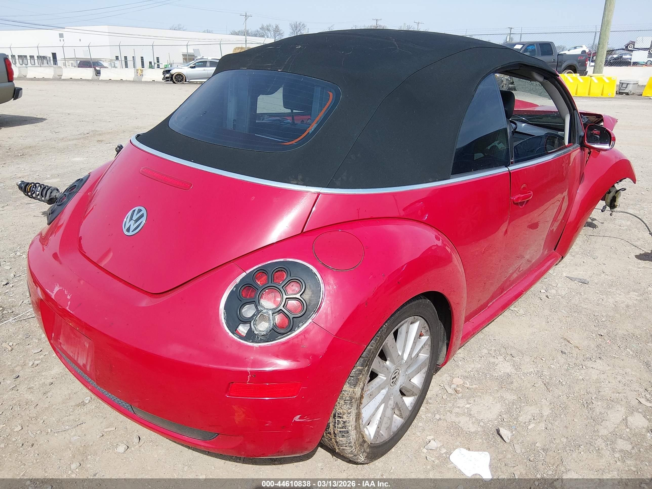 2008 Volkswagen New Beetle Se Red vin: 3VWRF31Y08M412291