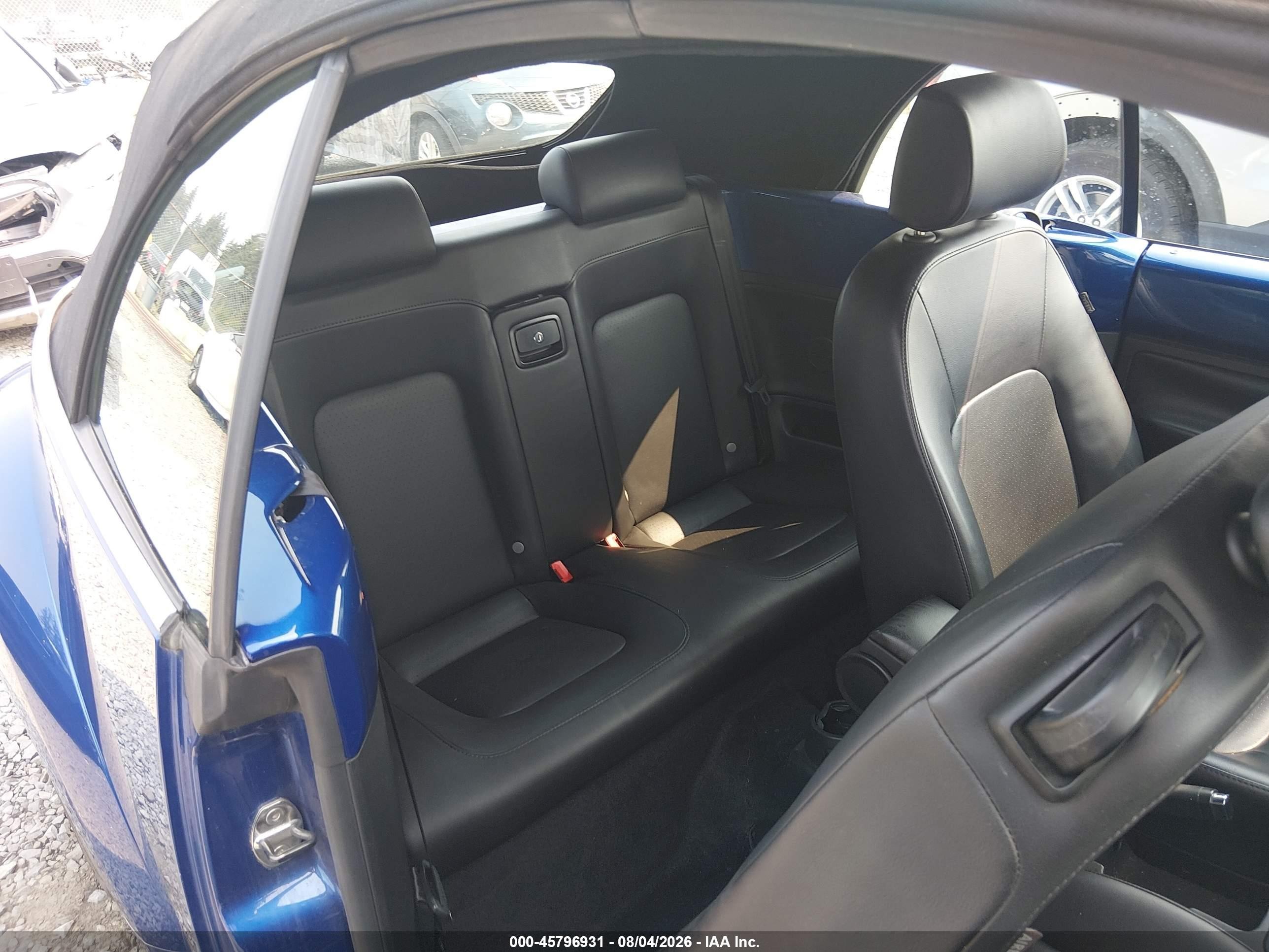 2008 Volkswagen New Beetle Se Blue vin: 3VWRF31Y18M409786