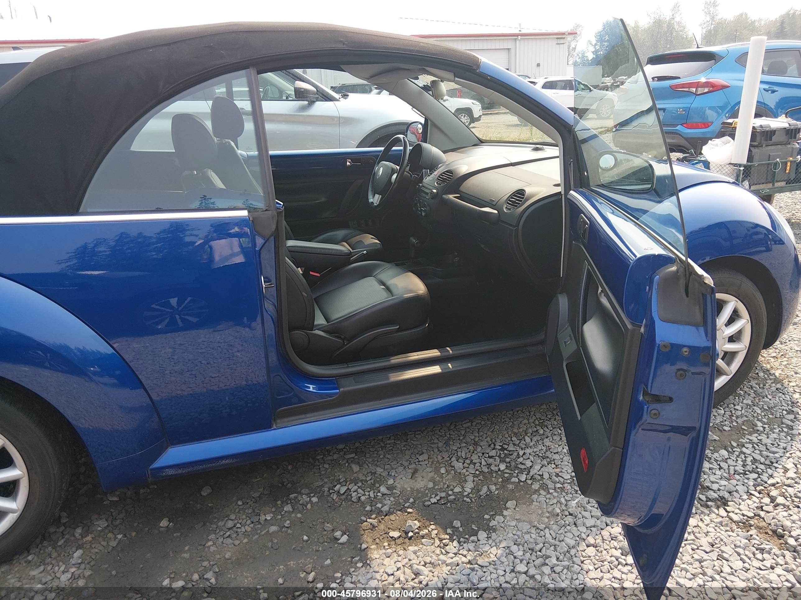 2008 Volkswagen New Beetle Se Blue vin: 3VWRF31Y18M409786