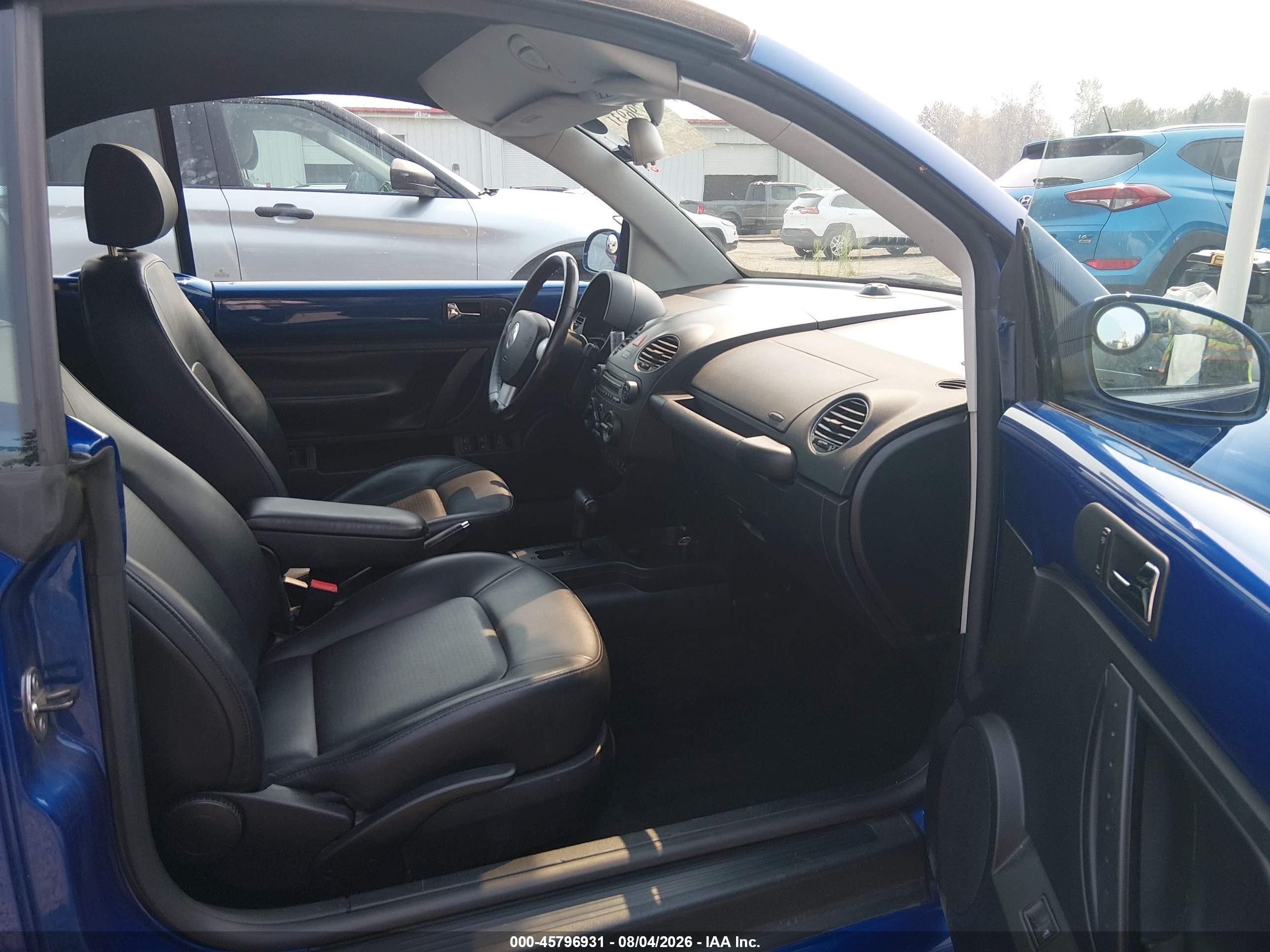 2008 Volkswagen New Beetle Se Blue vin: 3VWRF31Y18M409786