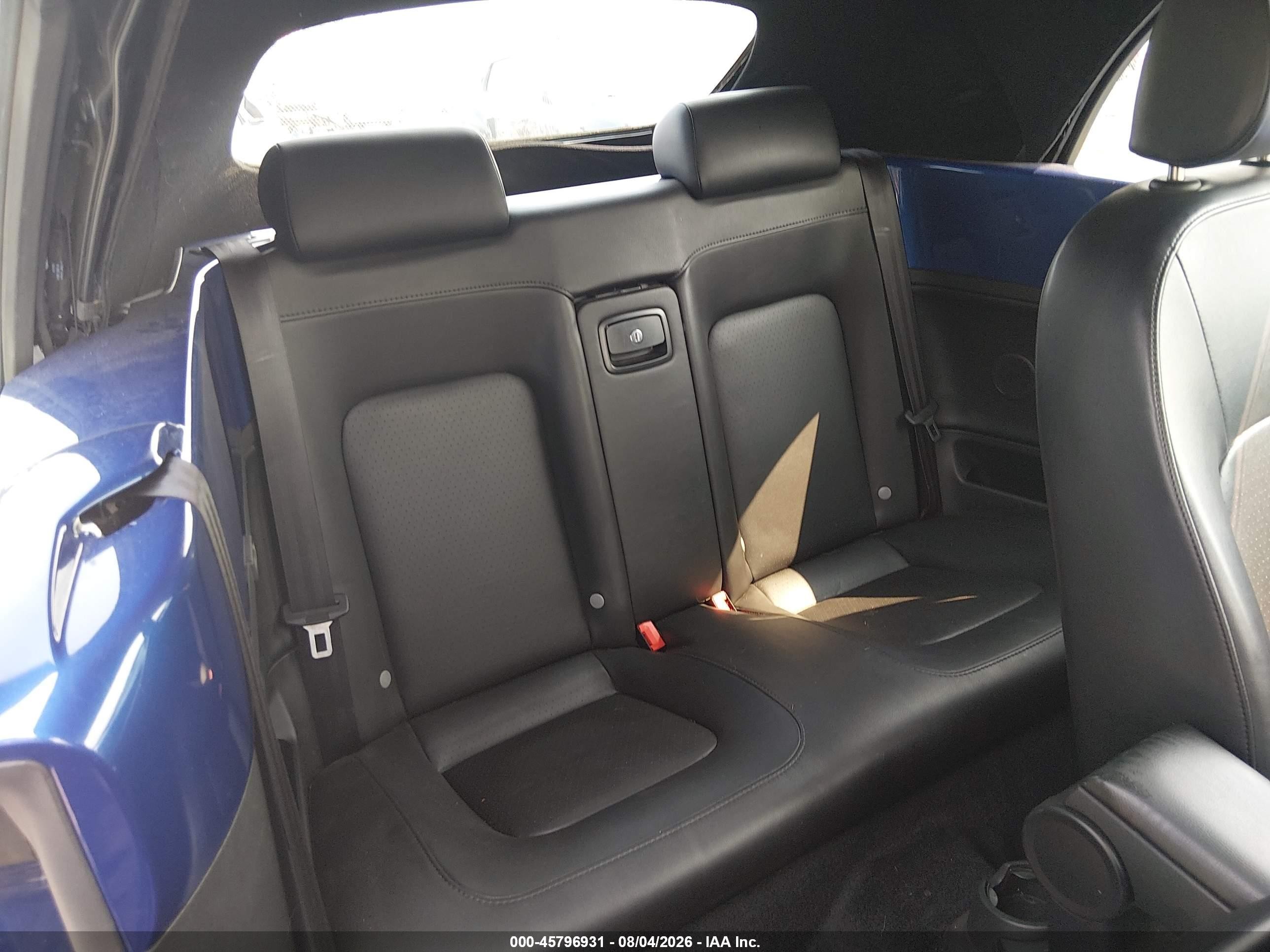 2008 Volkswagen New Beetle Se Blue vin: 3VWRF31Y18M409786