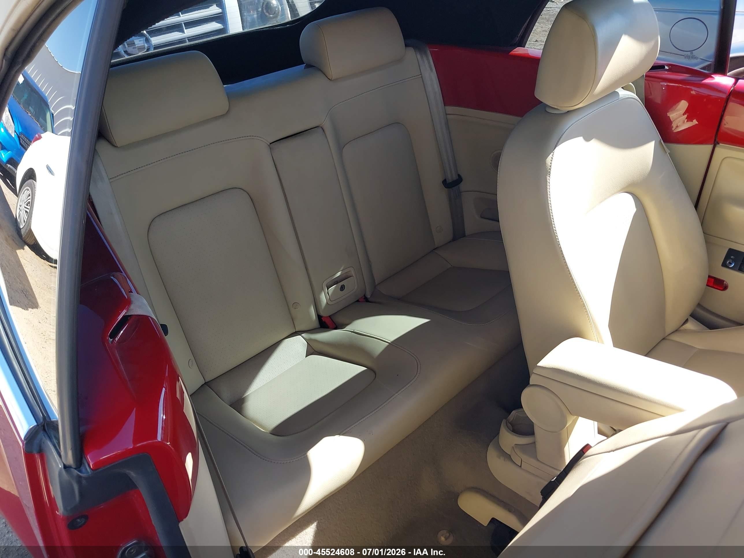 2006 Volkswagen New Beetle 2.5 Red vin: 3VWRF31Y26M327501