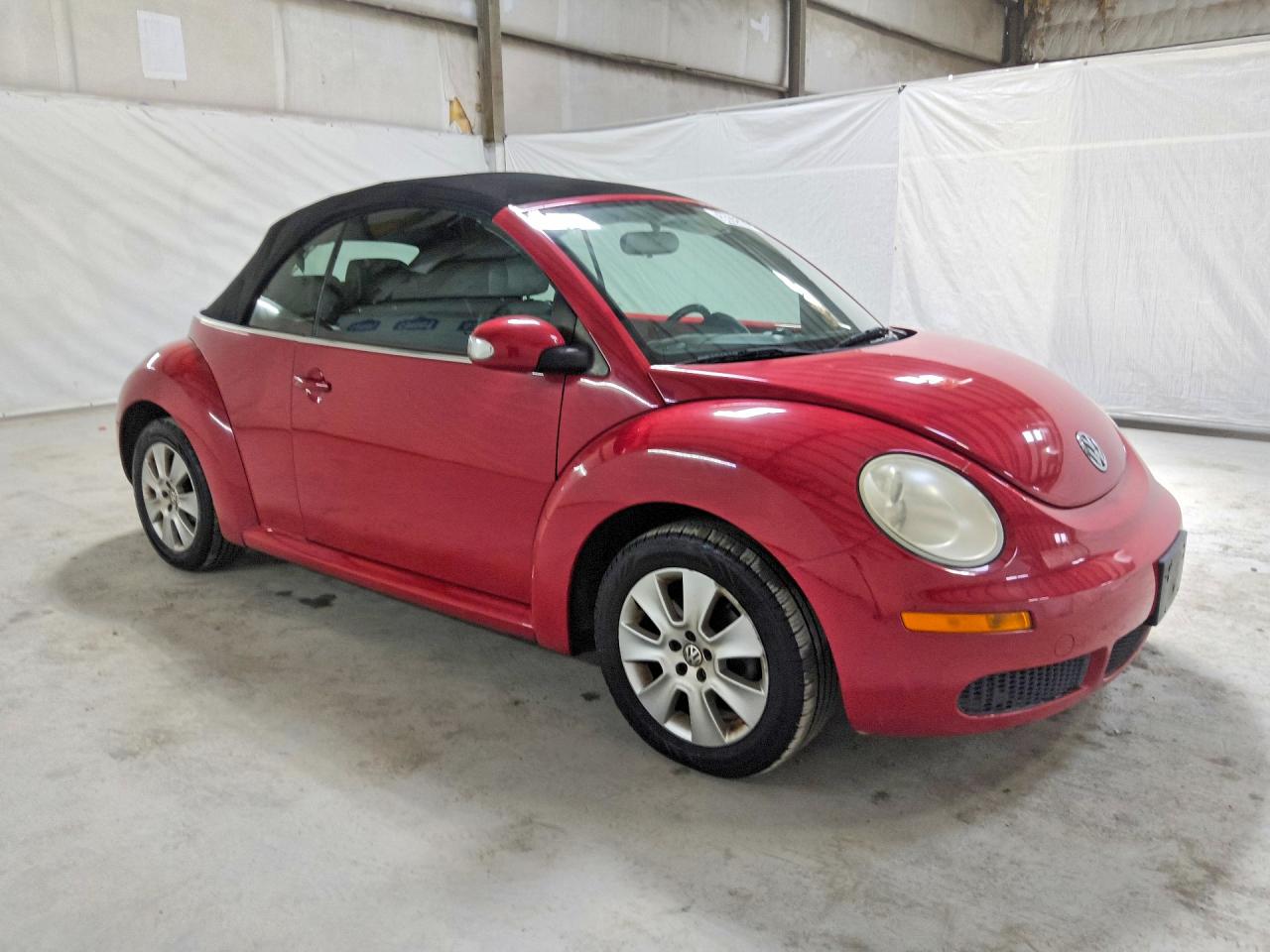 2009 Volkswagen New Beetle S Red vin: 3VWRF31Y29M408762