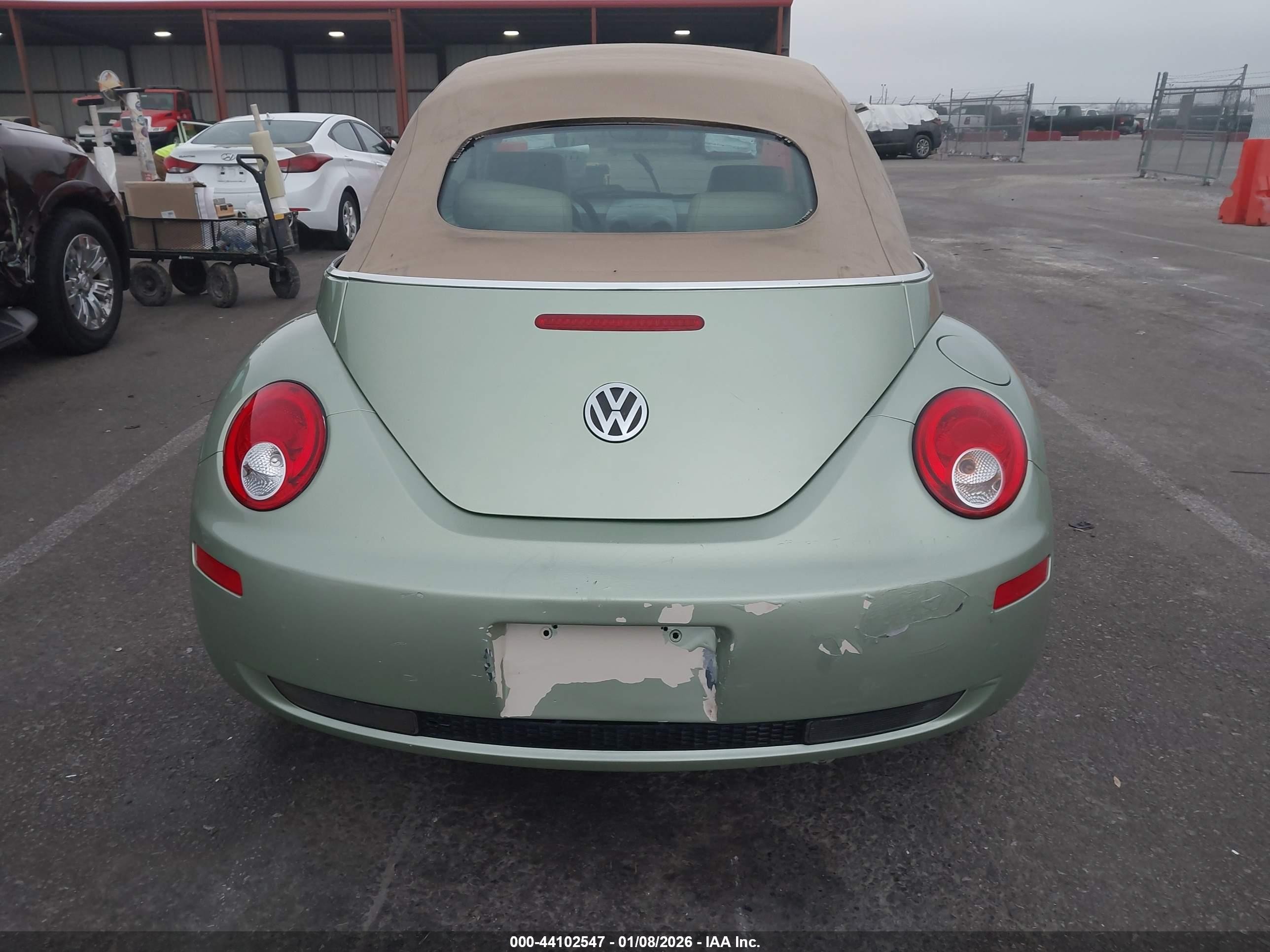 2007 Volkswagen New Beetle 2.5 Green vin: 3VWRF31Y37M413756
