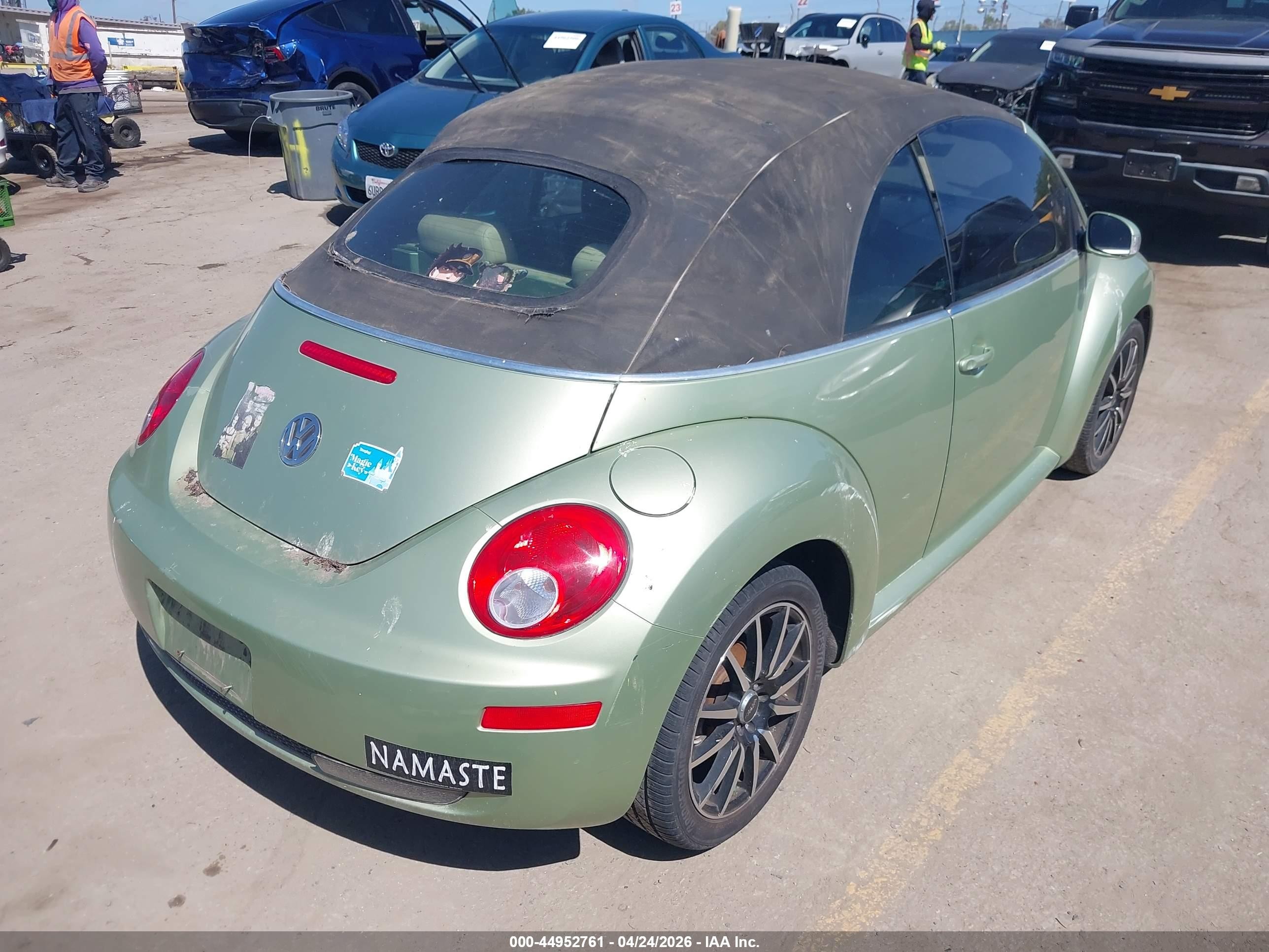 2008 Volkswagen New Beetle Se Green vin: 3VWRF31Y38M403455