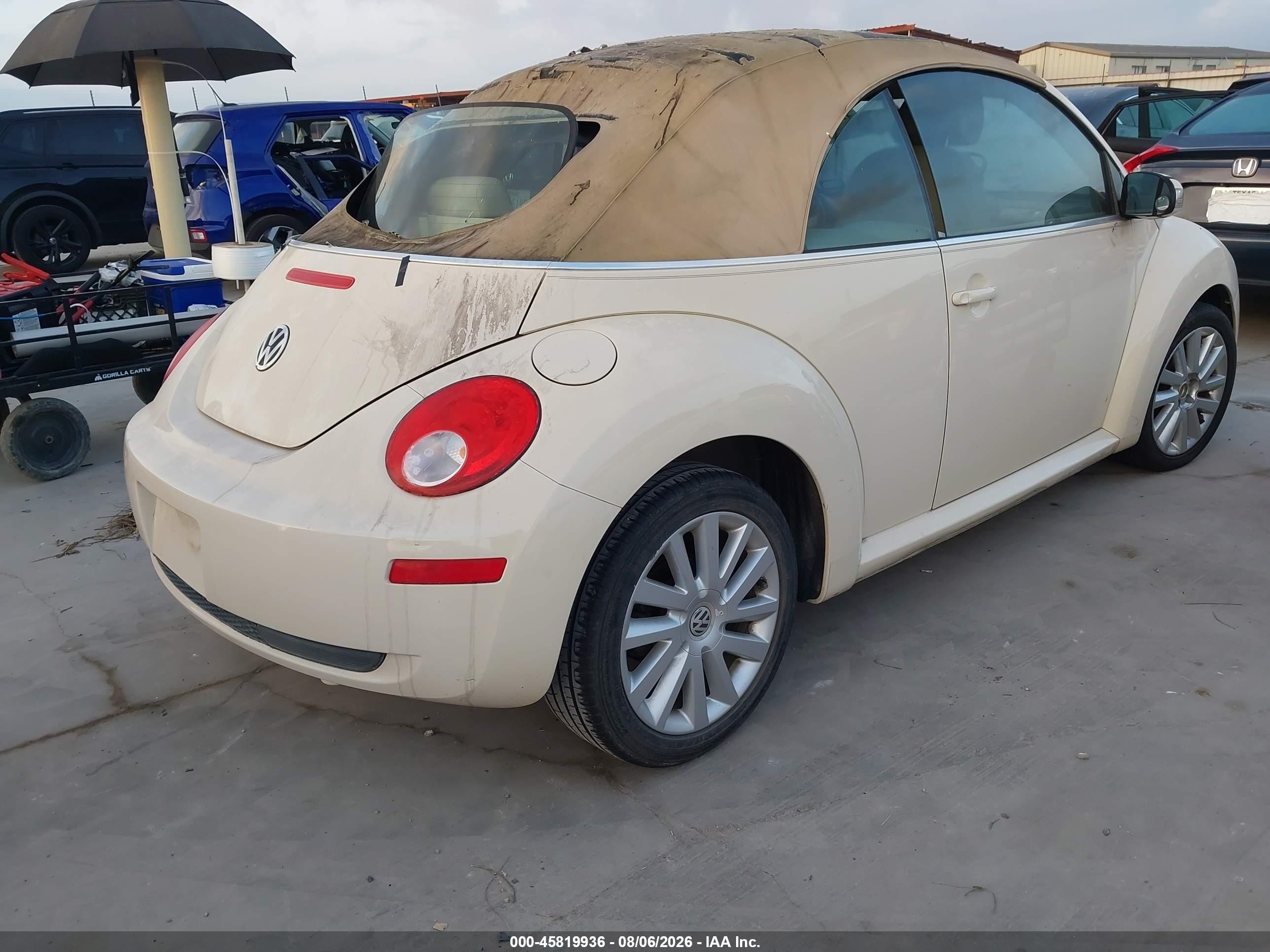 2009 Volkswagen New Beetle 2.5l Cream vin: 3VWRF31Y39M404946