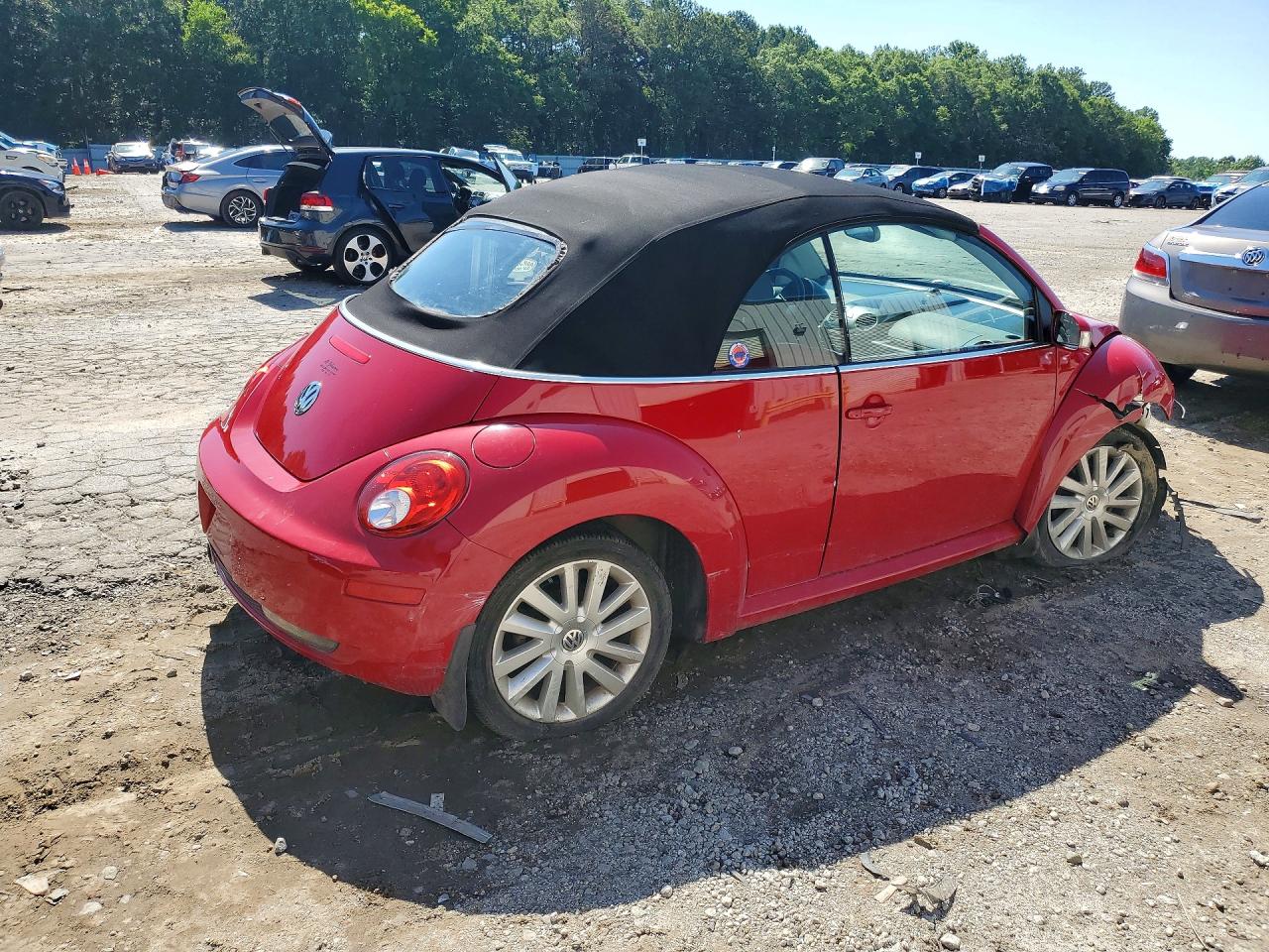 2008 Volkswagen New Beetle Convertible Se Red vin: 3VWRF31Y48M410057